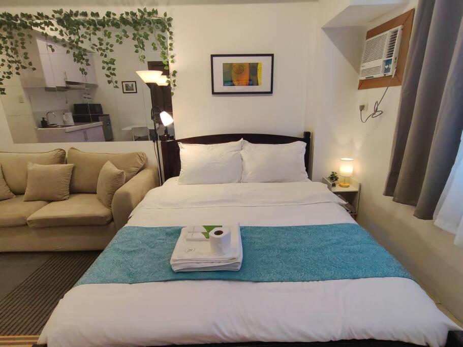 1BR Condotel Ridgewood Towers Taguig City #RW15 view 2