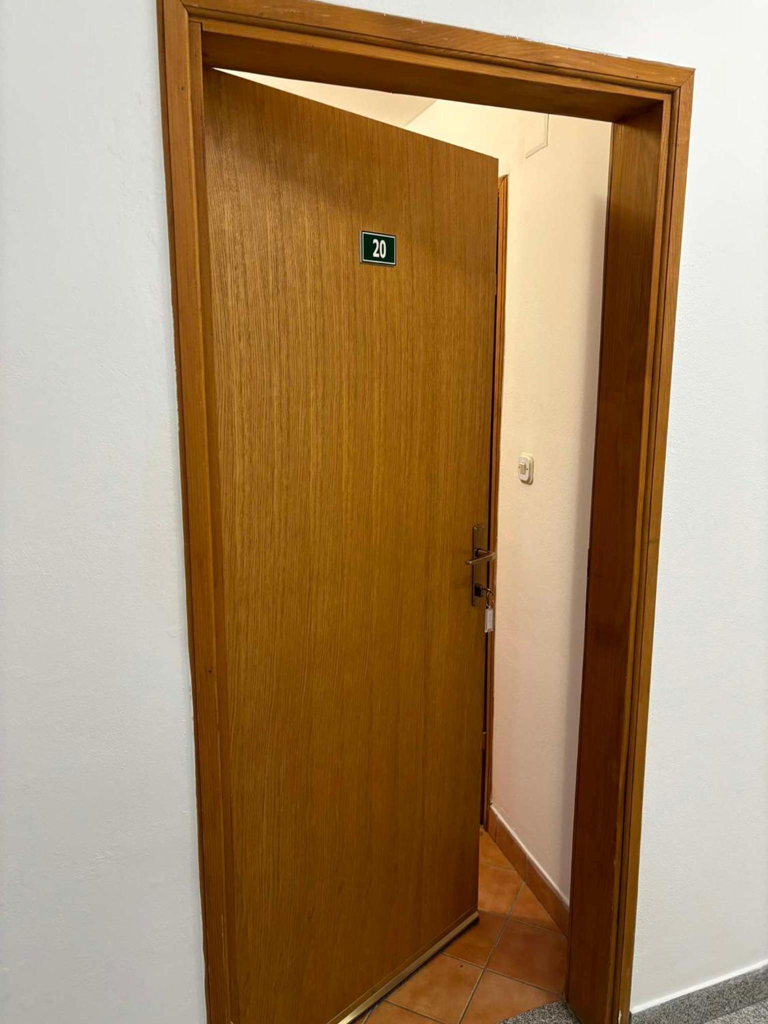Photo 47