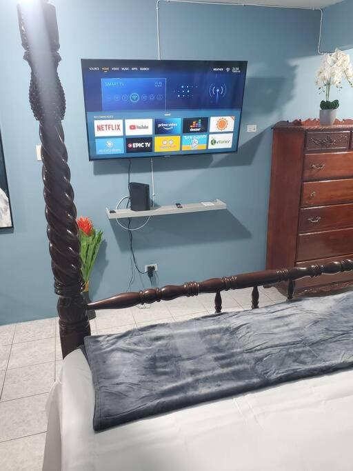 New Kingston central location gated view 3