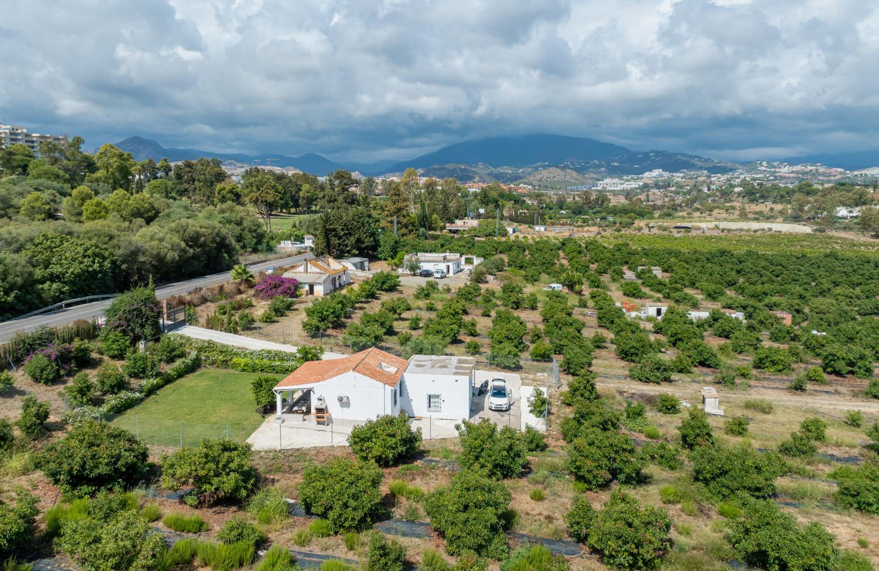 Casa de los aguacates entre Marbella, Estepona y Benahavis