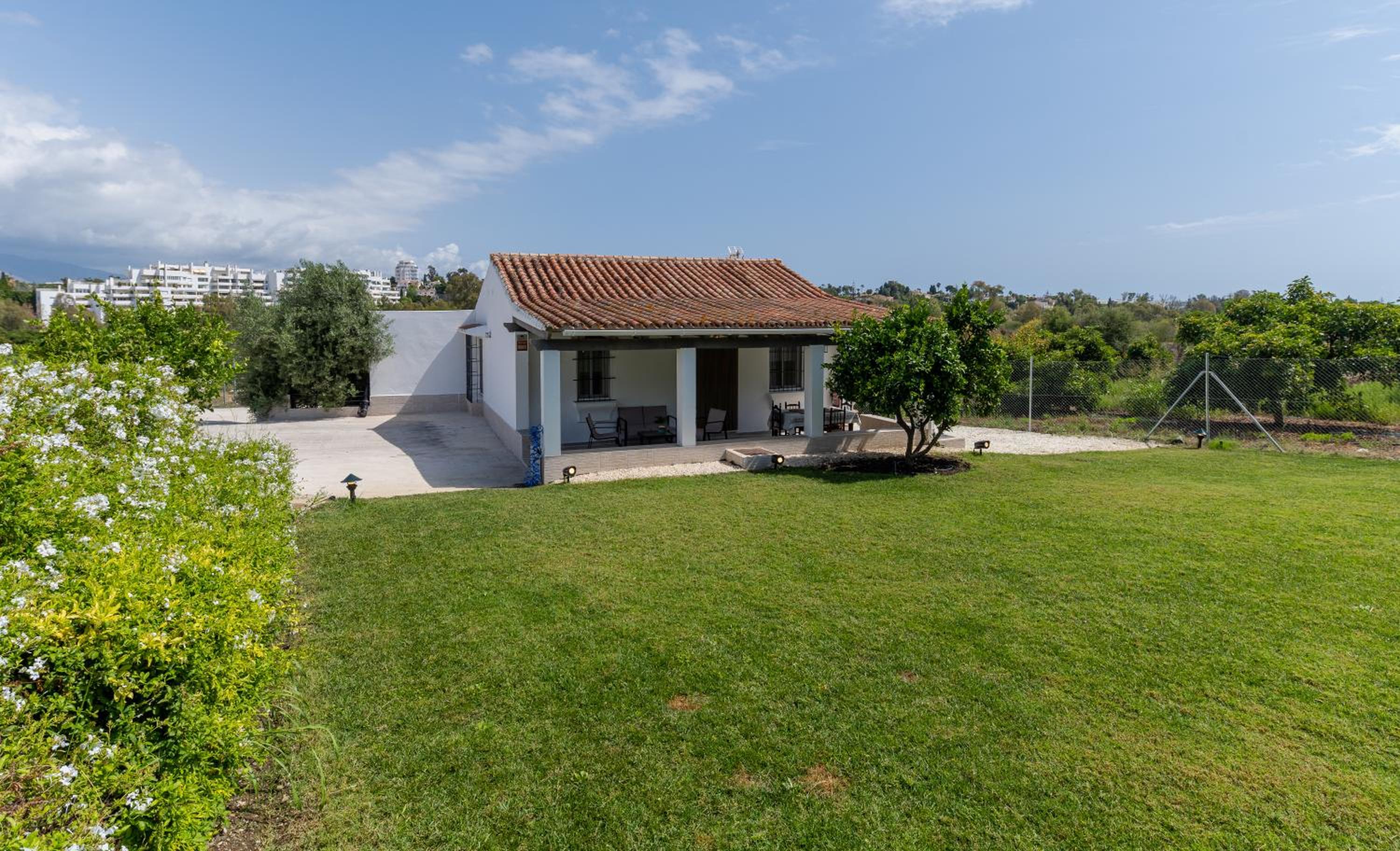 Casa de los aguacates entre Marbella, Estepona y Benahavis