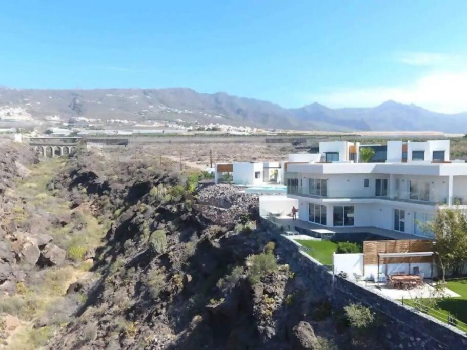 Paraiso House