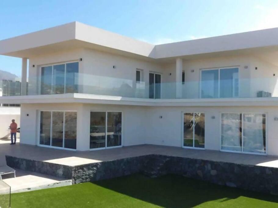 Paraiso House