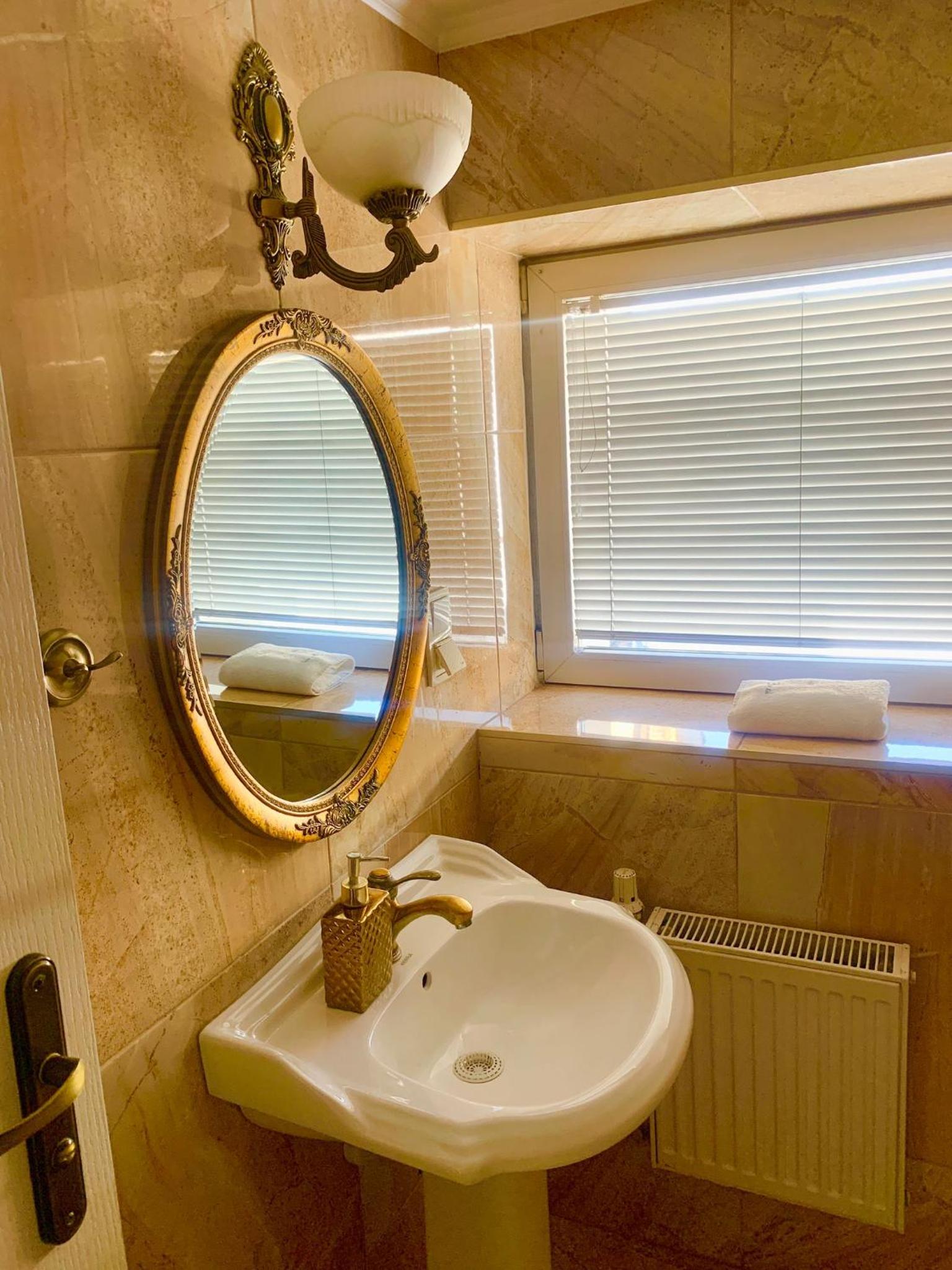 Perfect Stay - 