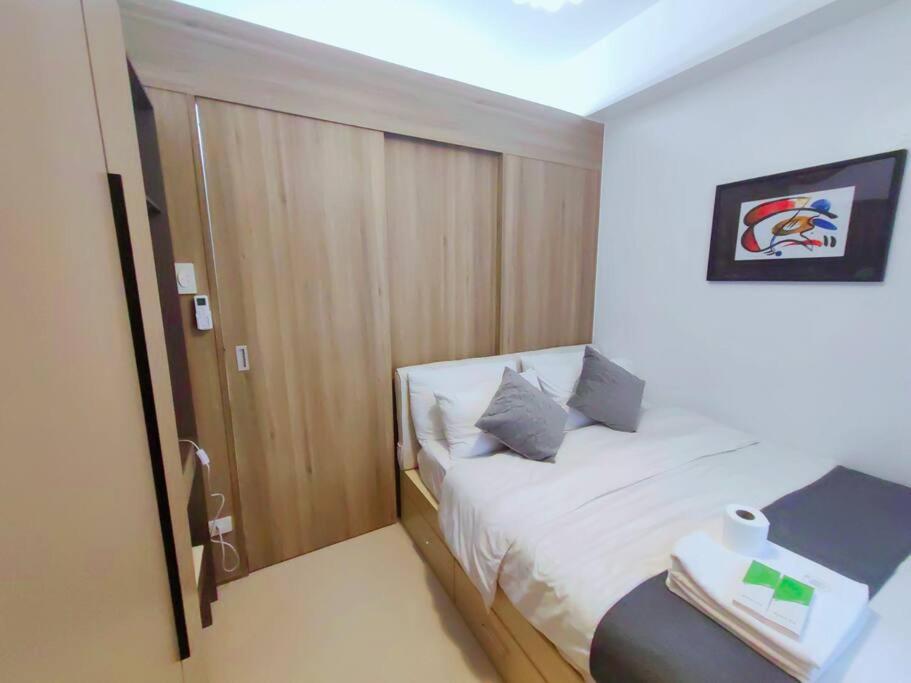 1BR Condotel with Balcony at FAME Residences #FM36 view 4