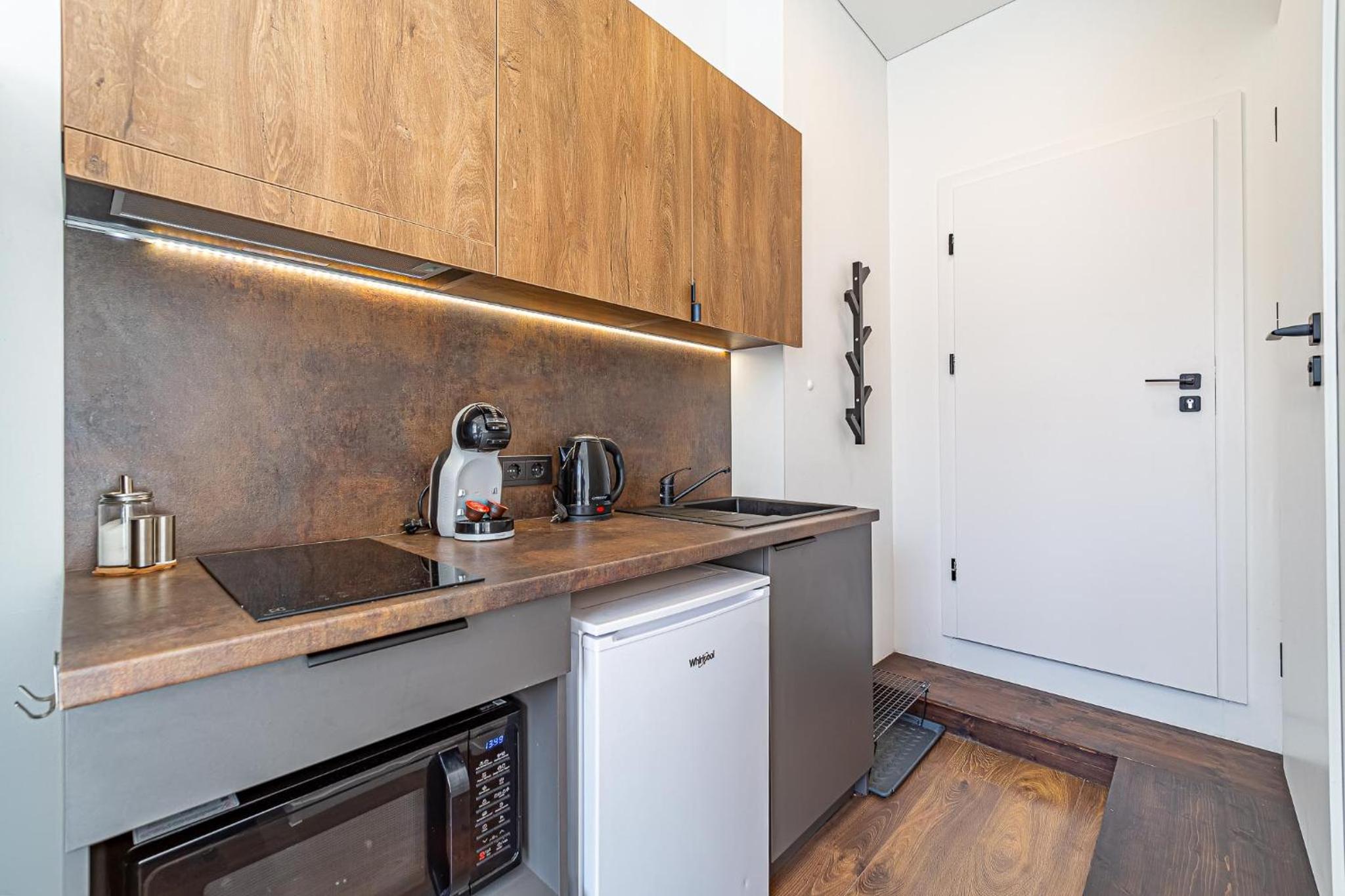 Uptown studio Nr5 with parking & AC view 4