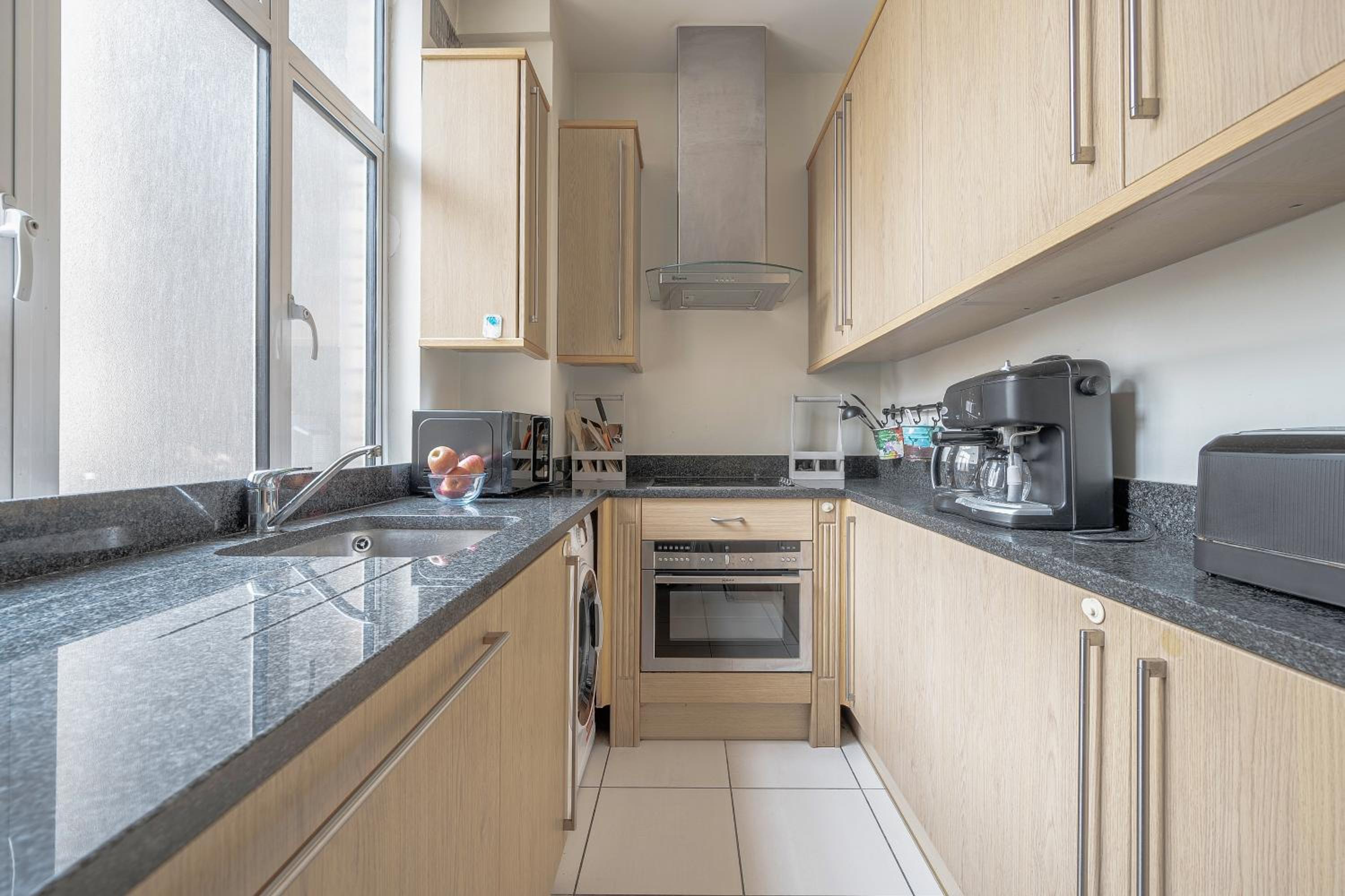 Luxurious Two-Bedroom Haven in Marylebone