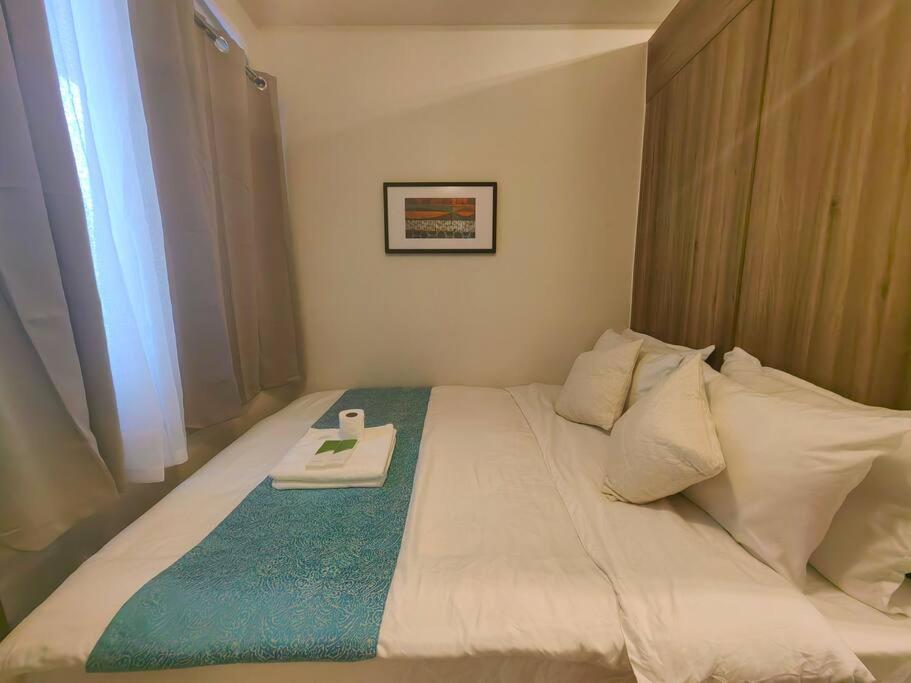 1BR Condotel with Balcony at FAME Residences #FM37 view 5