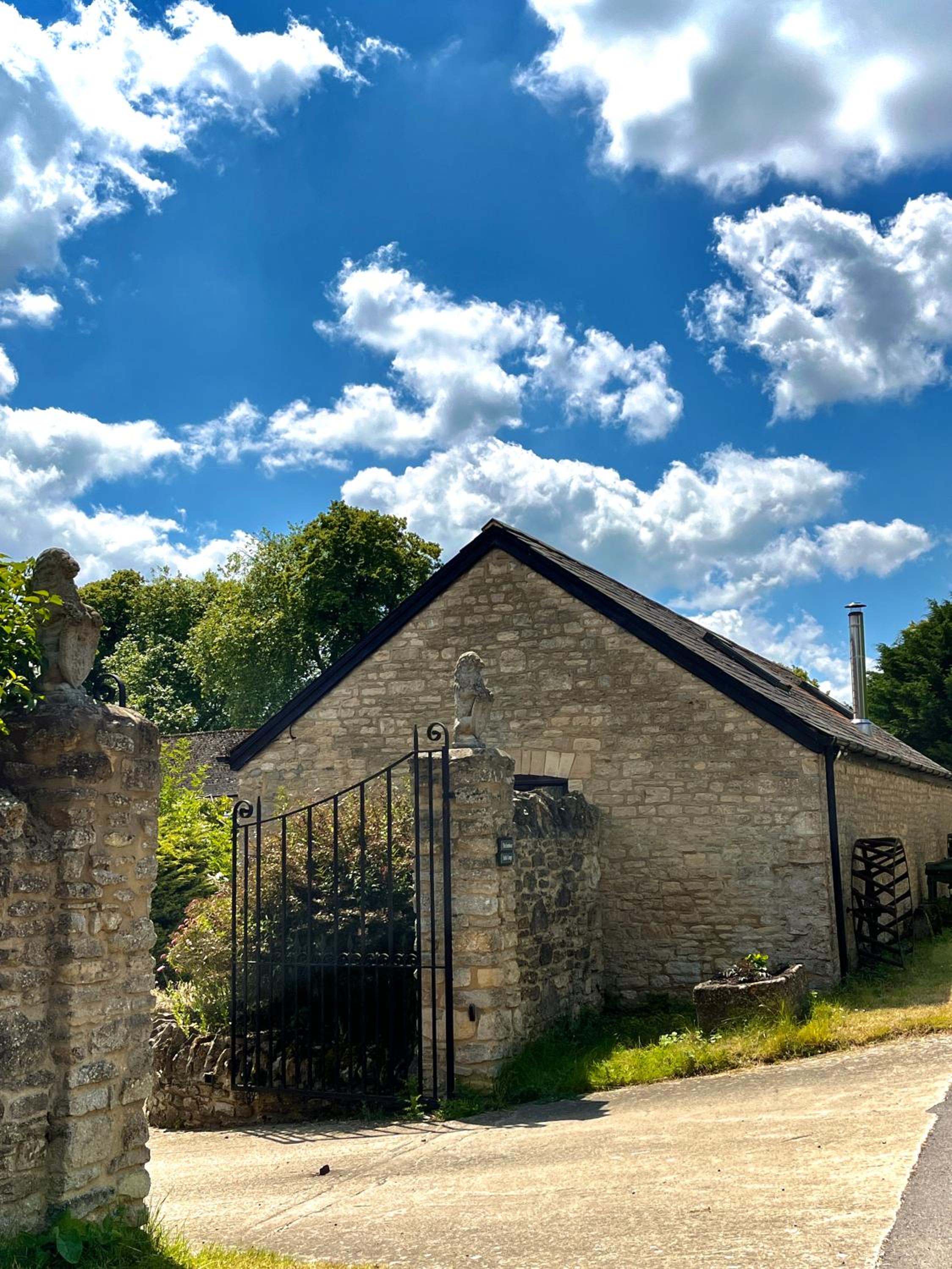 Stable Cottage, Oxfordshire view 4