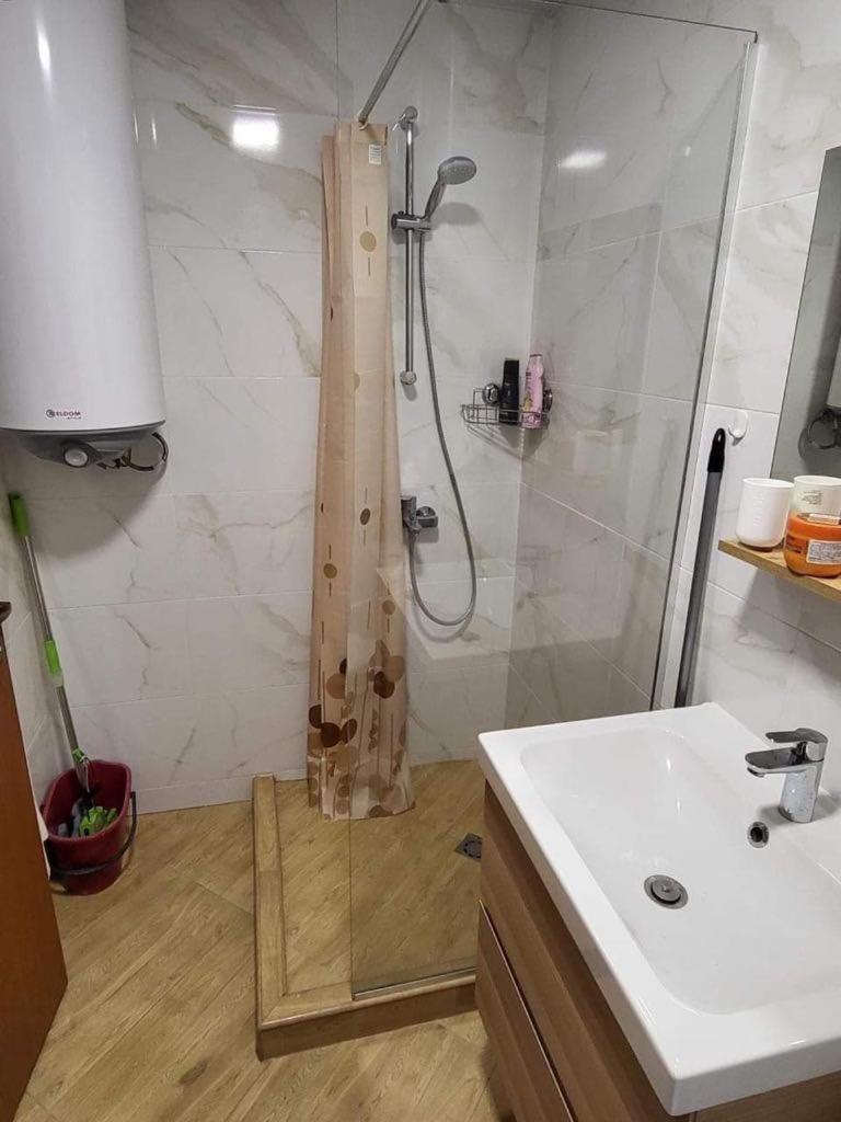 1kk ve Sveti Vlas