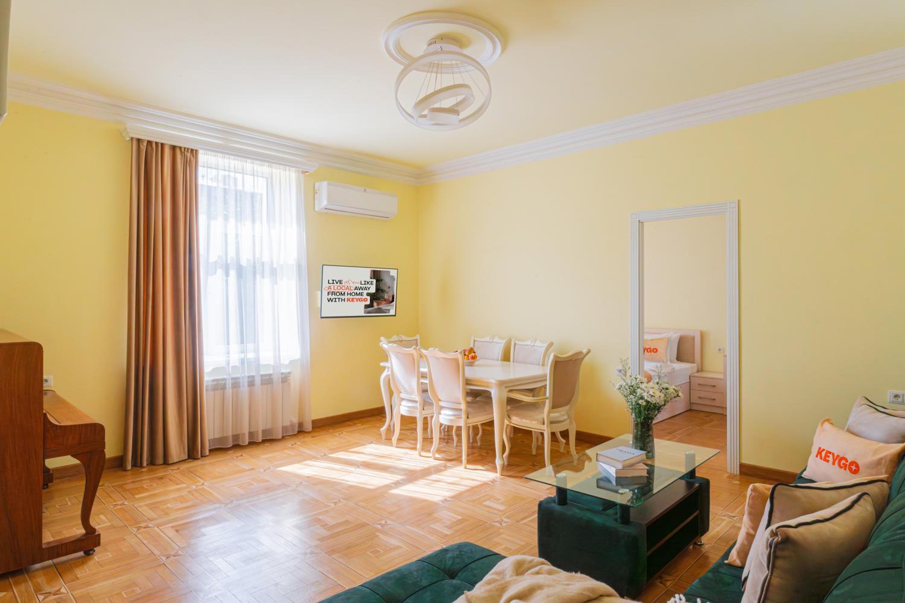 Cadcade Located 1BR Apt City Center by Keygo 97