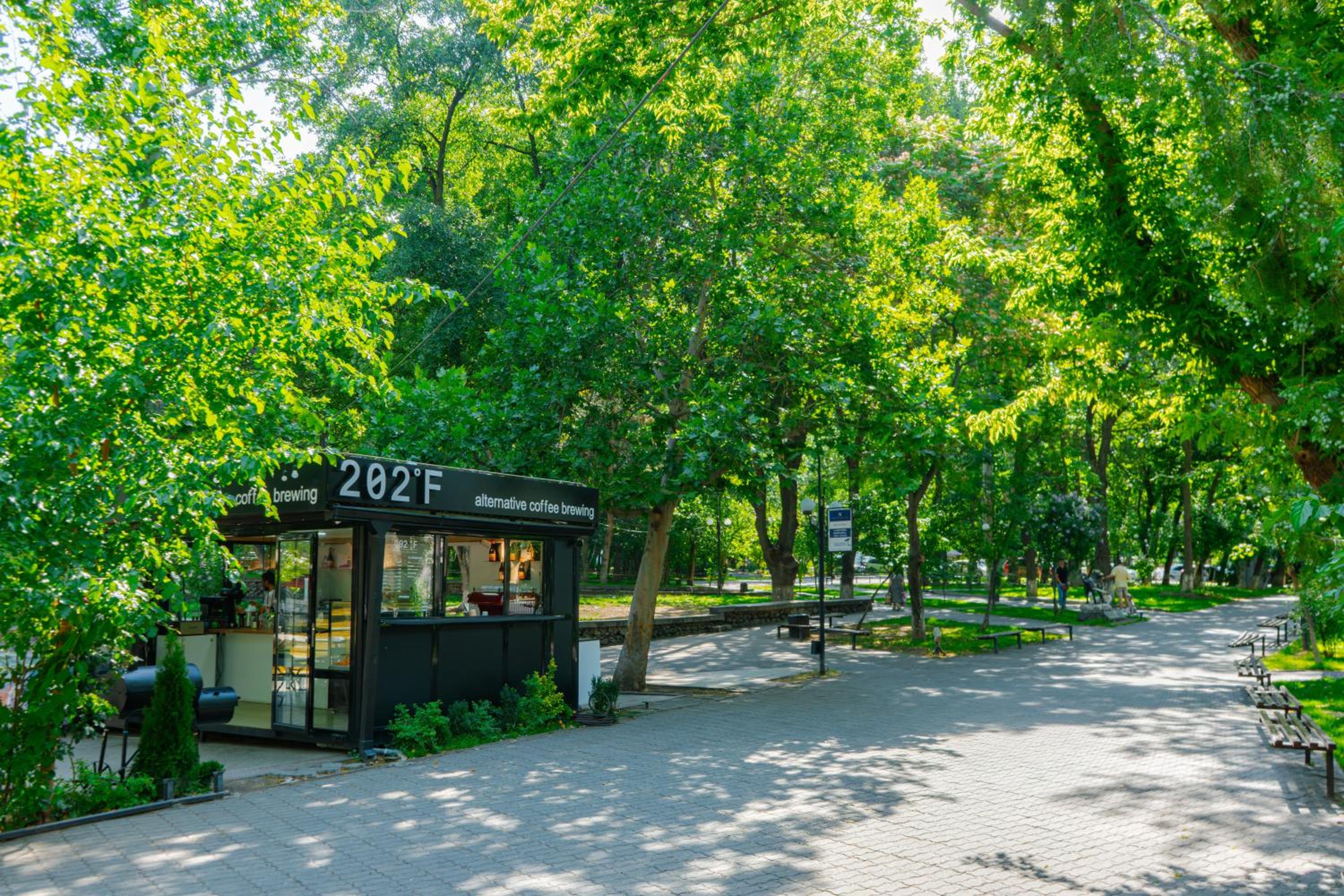 Cadcade Located 1BR Apt City Center by Keygo 97