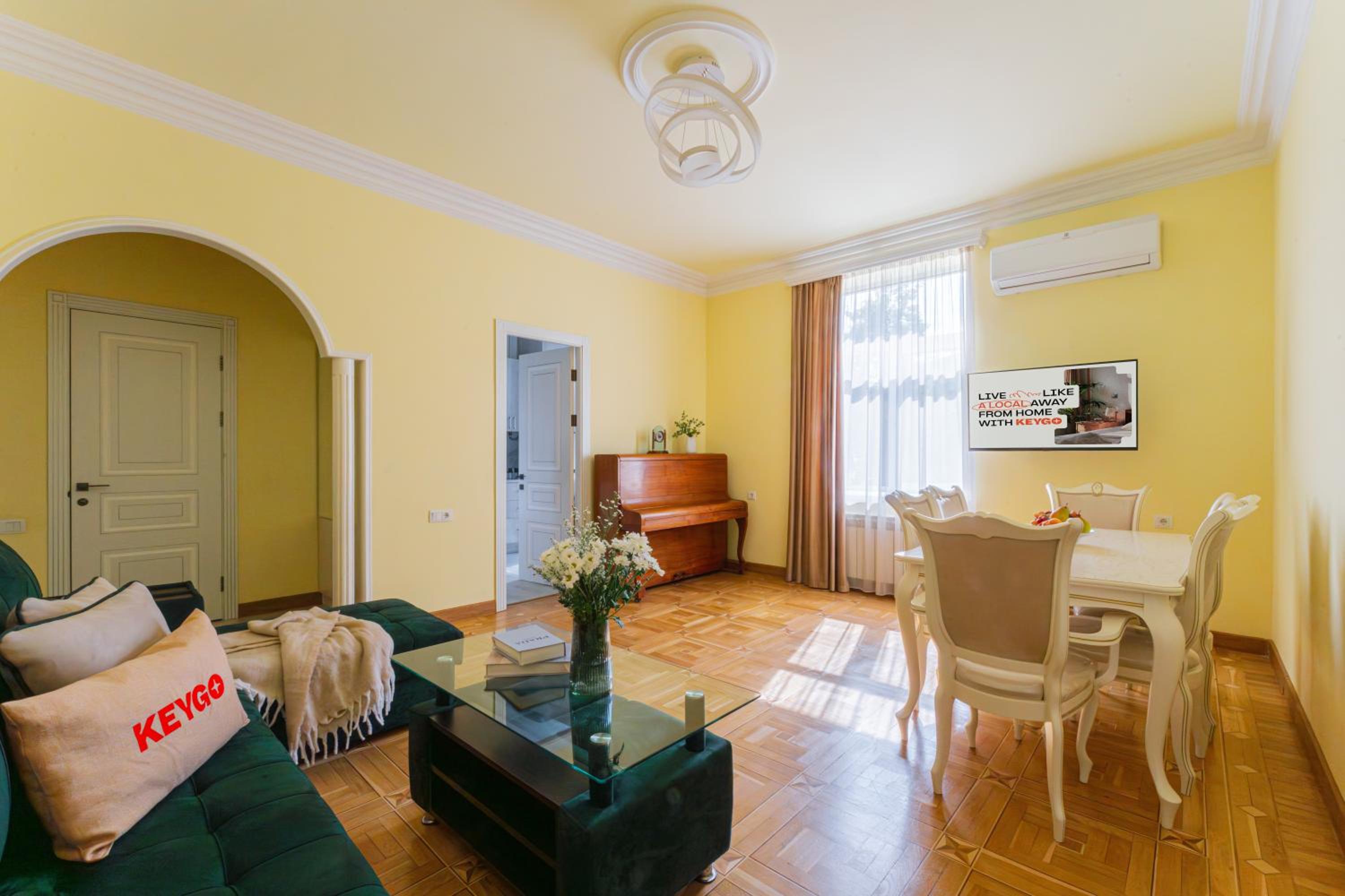 Cadcade Located 1BR Apt City Center by Keygo 97