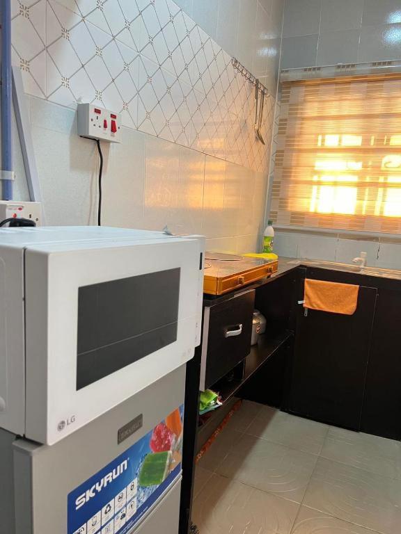 1bed room Mini Flat Adeniyi jones IKEJA ,Airport 4min,City centre,Netflix,Primevideo,Dstv,WiFi,Luxury Apartment