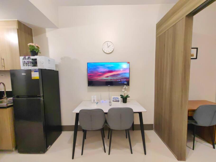 1BR Condotel with Balcony at FAME Residences #FM51 view 5