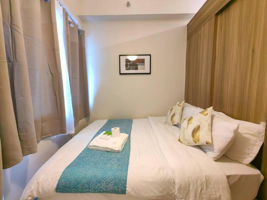 1BR Condotel with Balcony at FAME Residences #FM52 view 3
