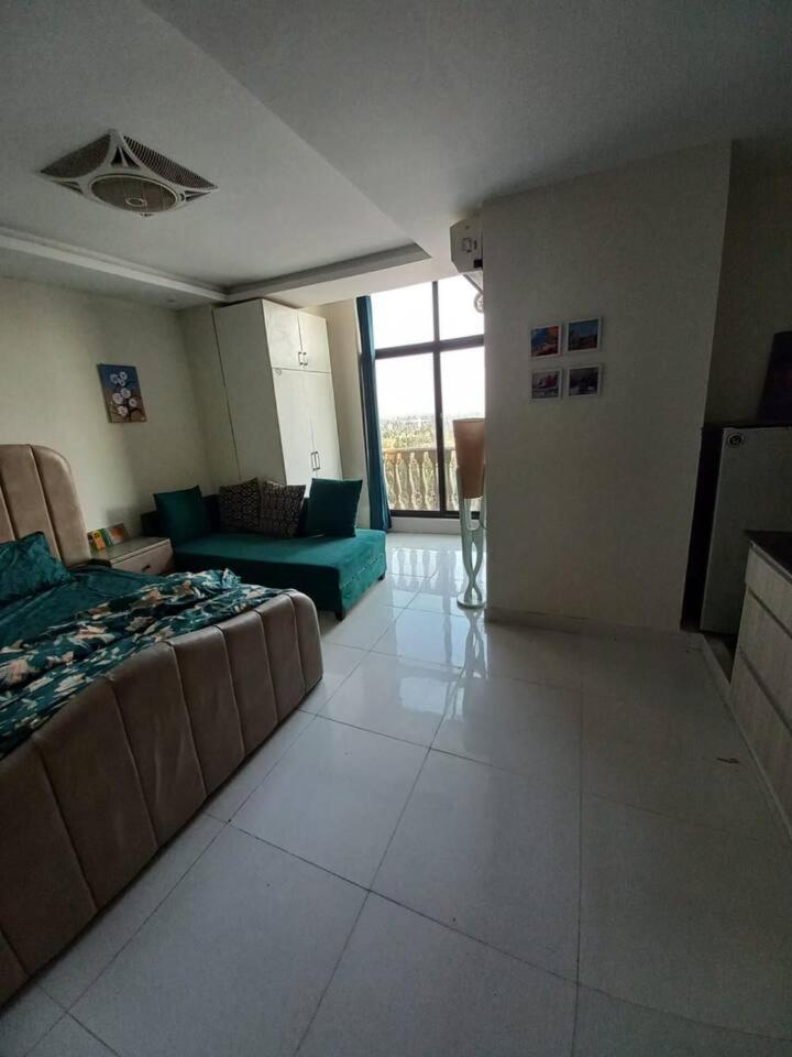 One bed flat available for rent view 4
