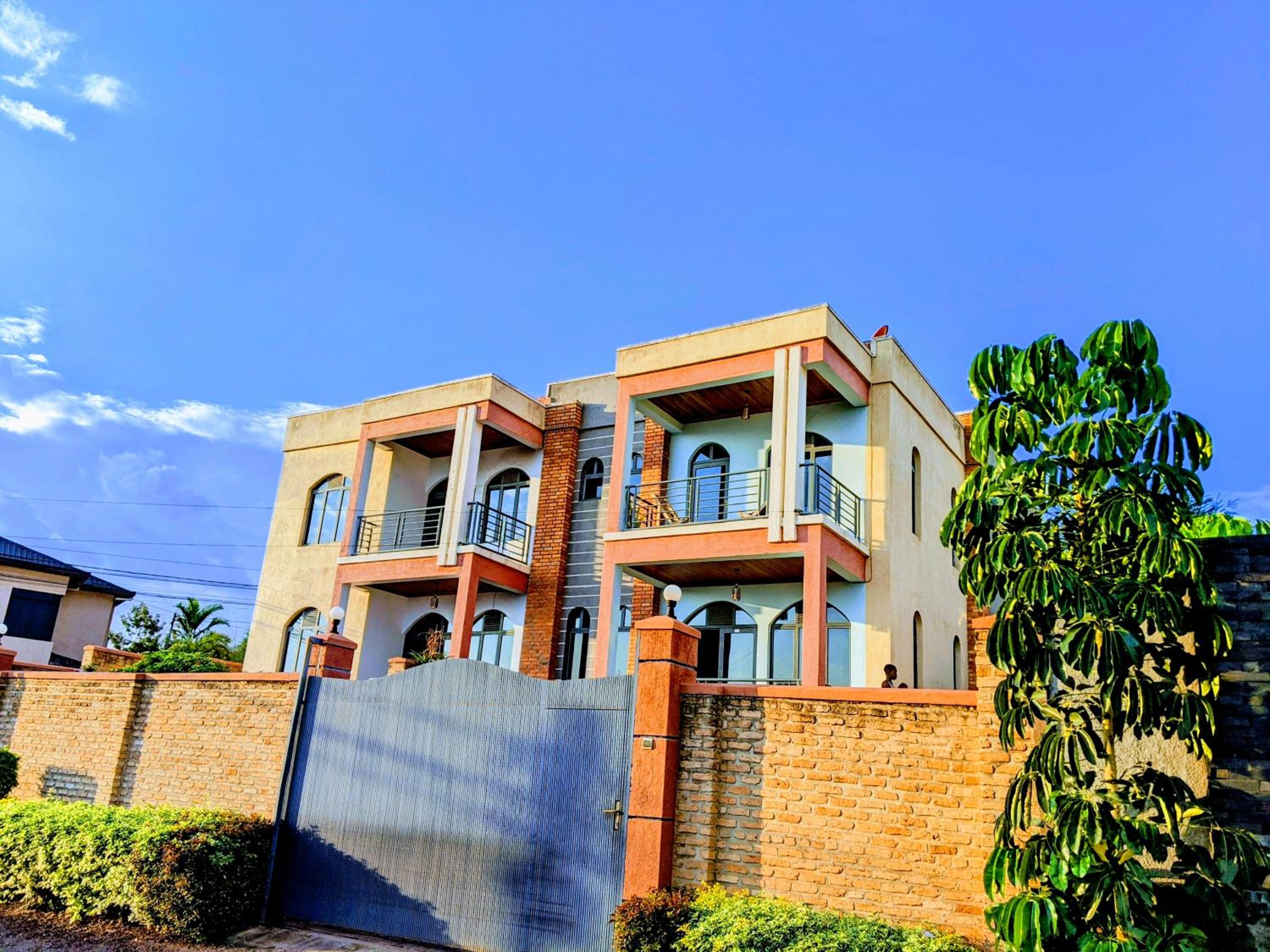 INCUTI Apartment