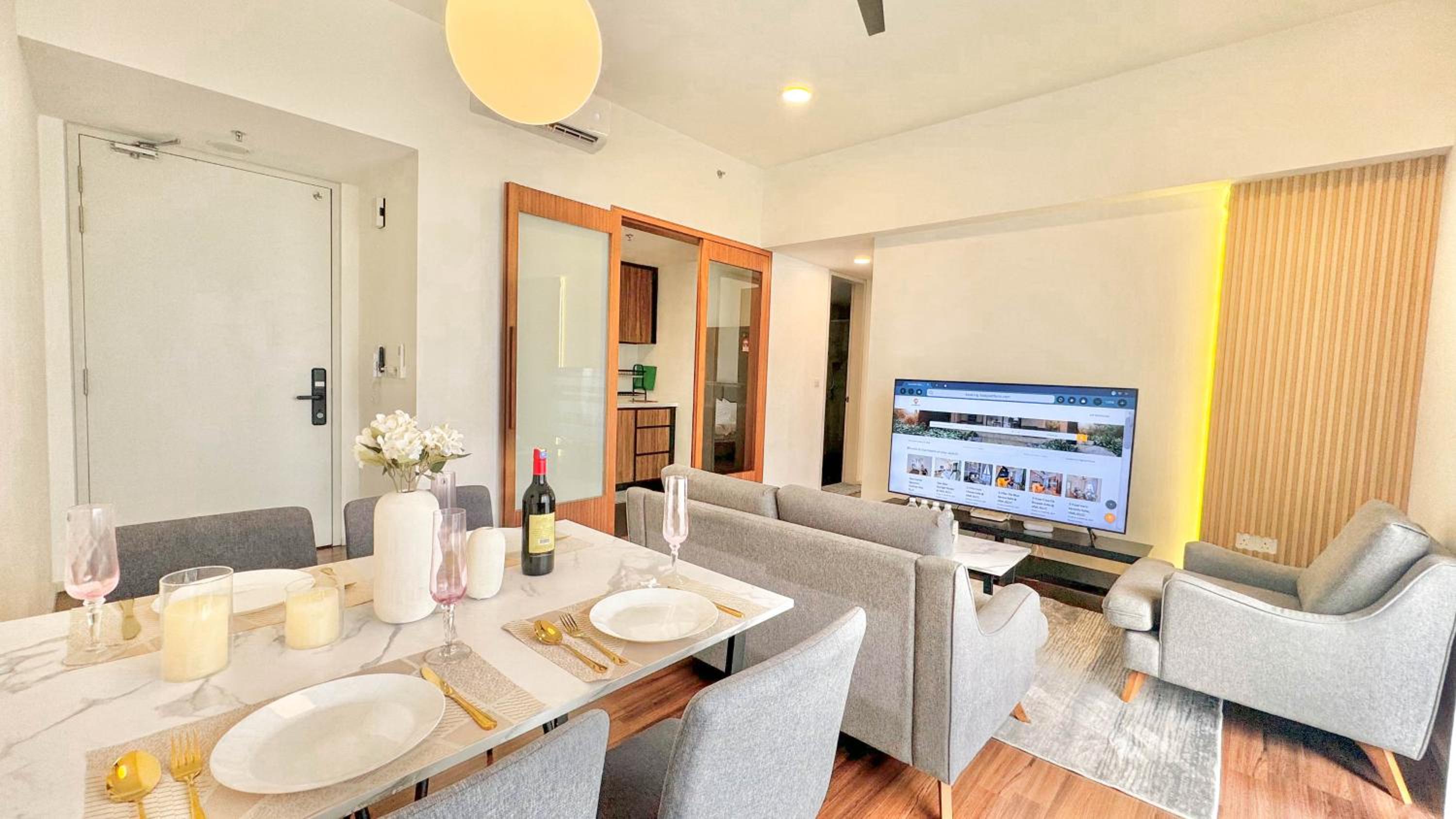 UNA Serviced Apartment by manatidur