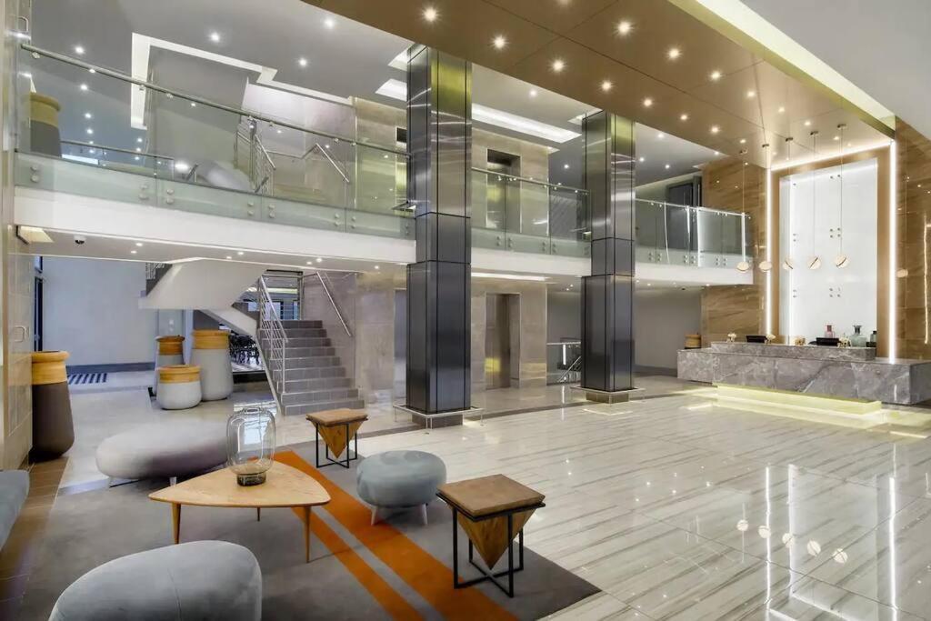 Modern 2 Bedrooms apartment
