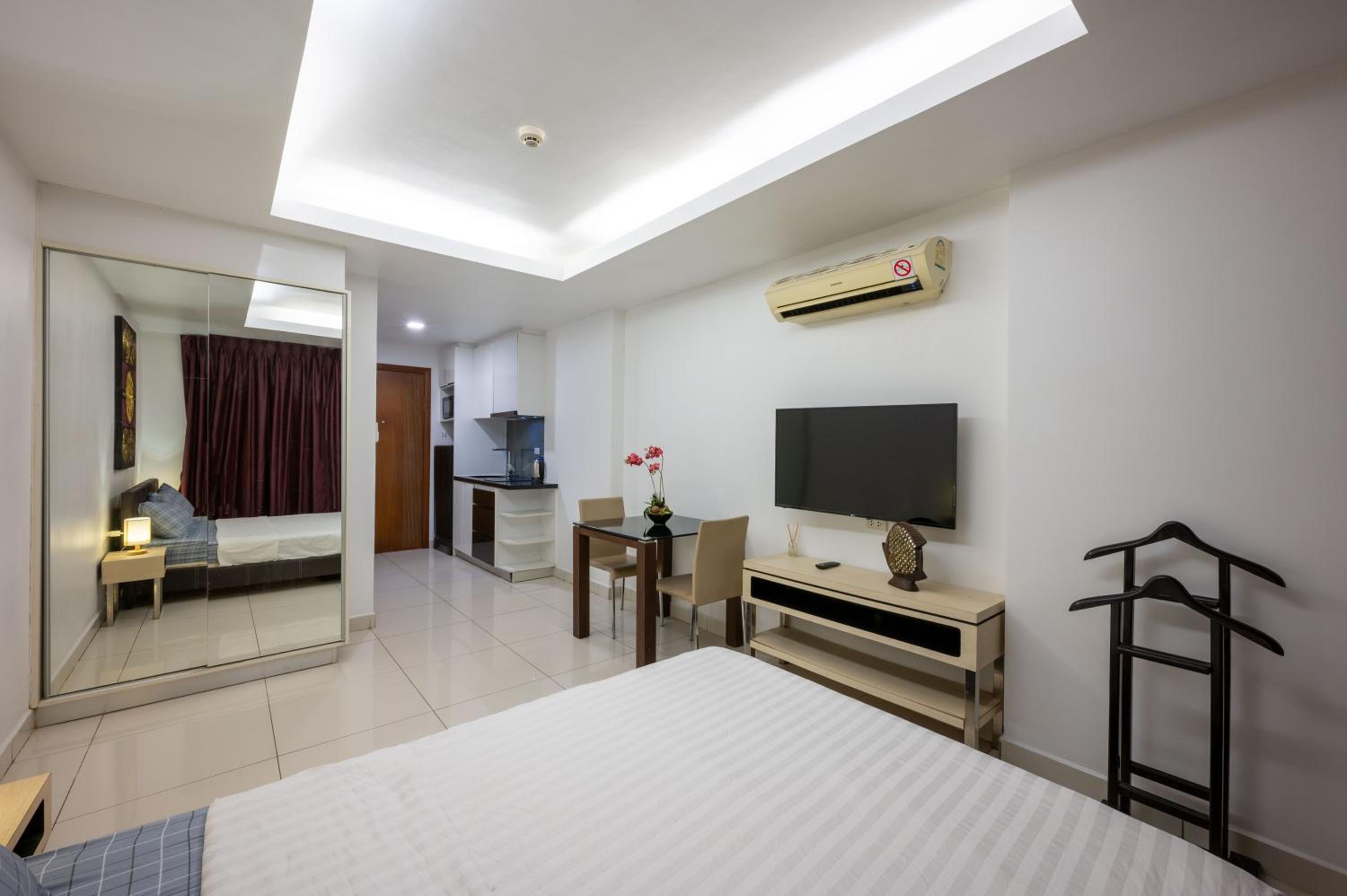 C-View Residence by Apartwell