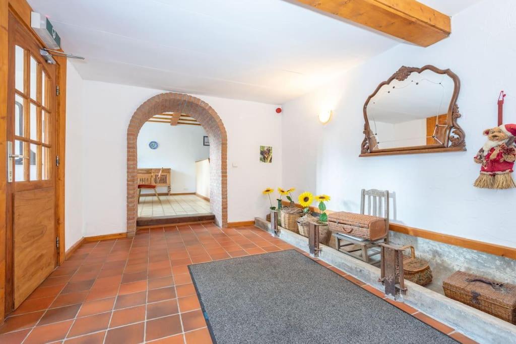 Berismenil Gardens large villa with indoor swimming pool and jacuzzi