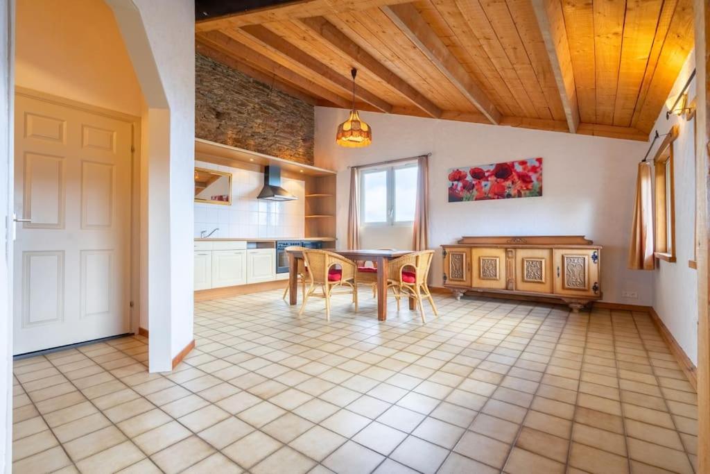 Berismenil Gardens large villa with indoor swimming pool and jacuzzi