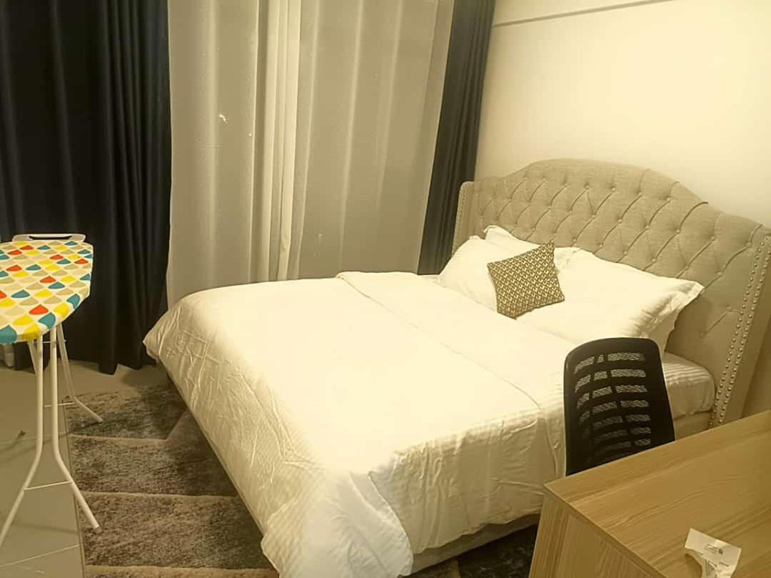 Cosy condos, Lavington view 5