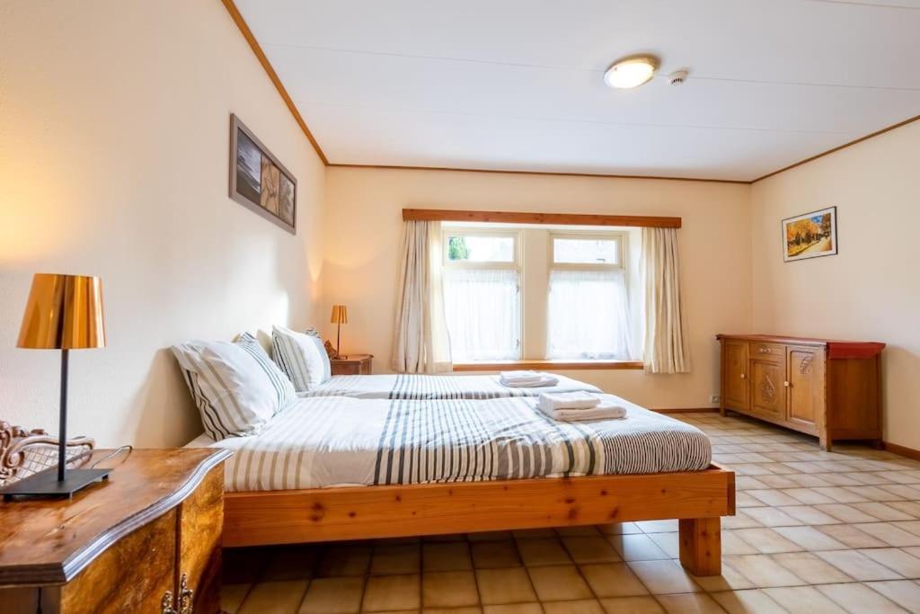 Berismenil Gardens large villa with indoor swimming pool and jacuzzi