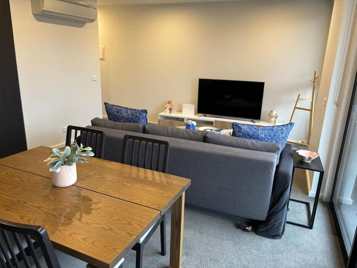 Braddon-CBD-2 Bedroom Apt