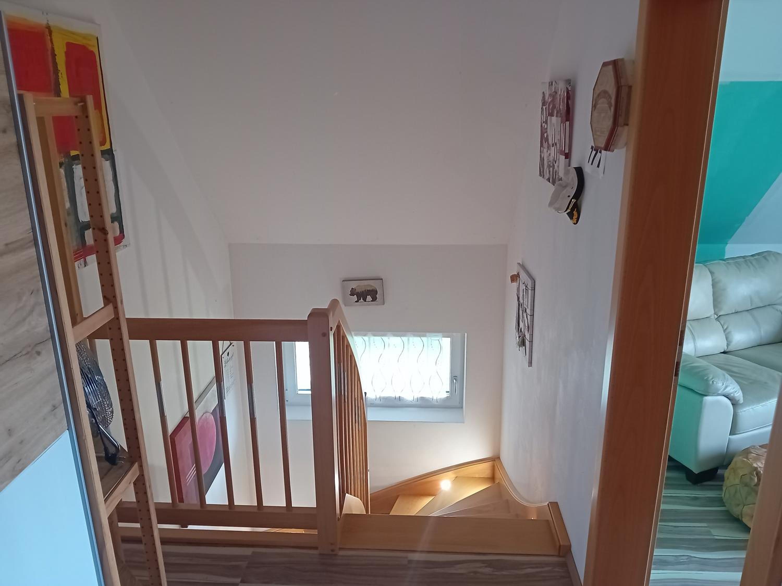 HAUS SONBERG mit Garten, Pool, Fasssauna, semi detached house with garden