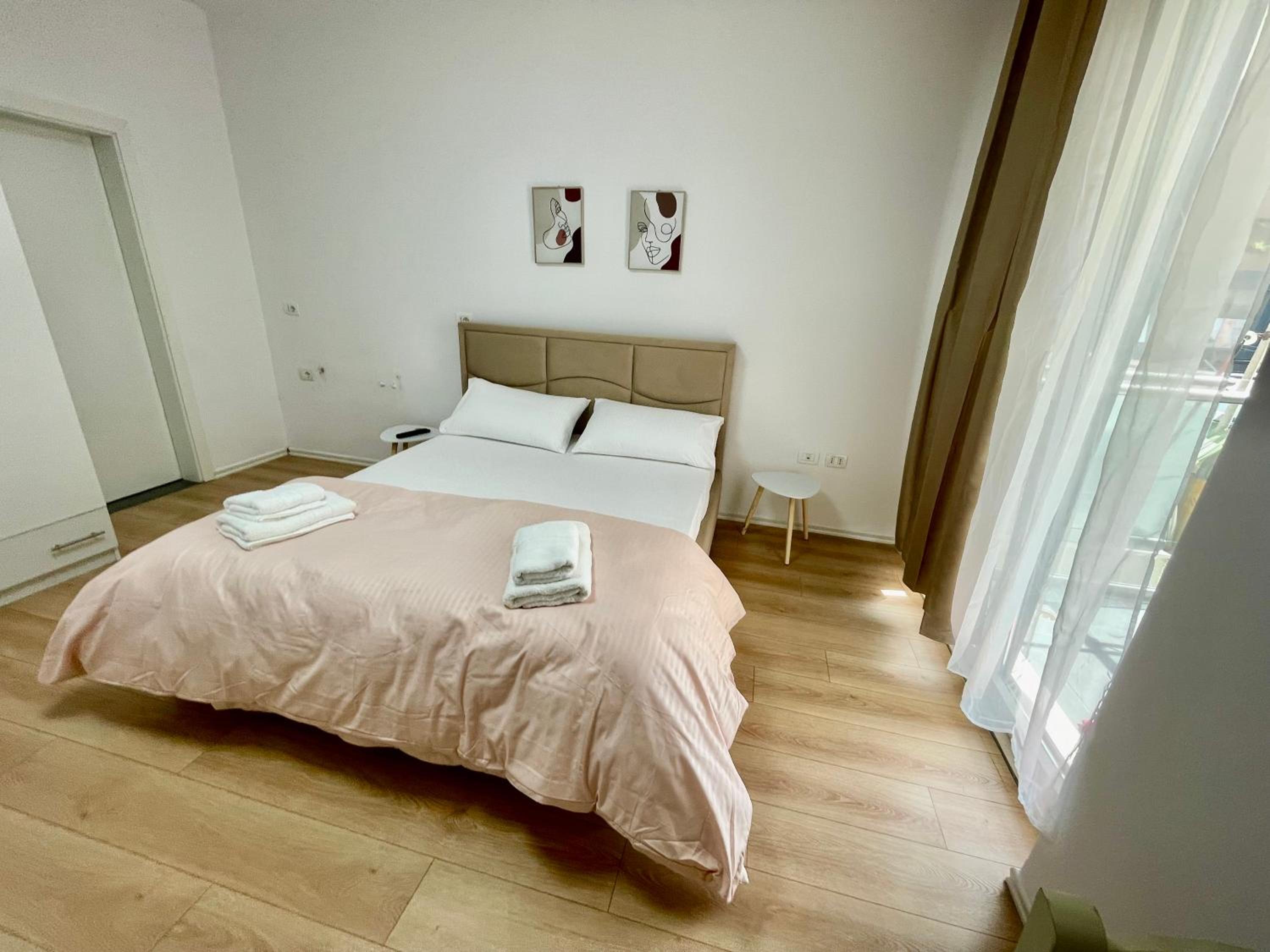 Chic studio downtown tirana