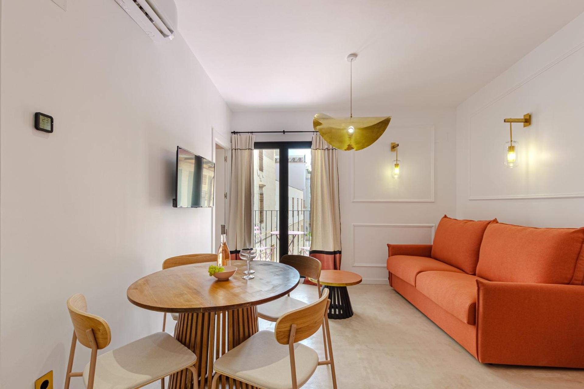 Apartment with exceptional charm in historic center of Alicante