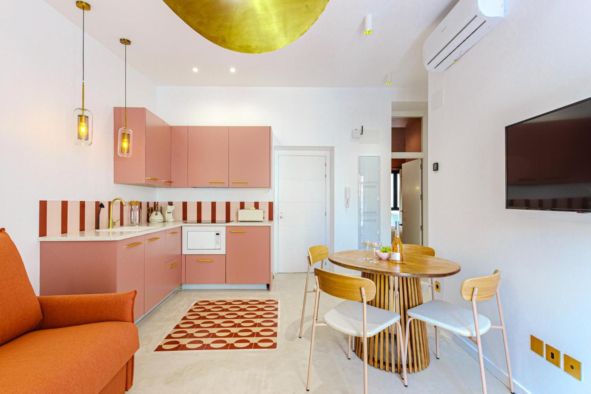 Apartment with exceptional charm in historic center of Alicante