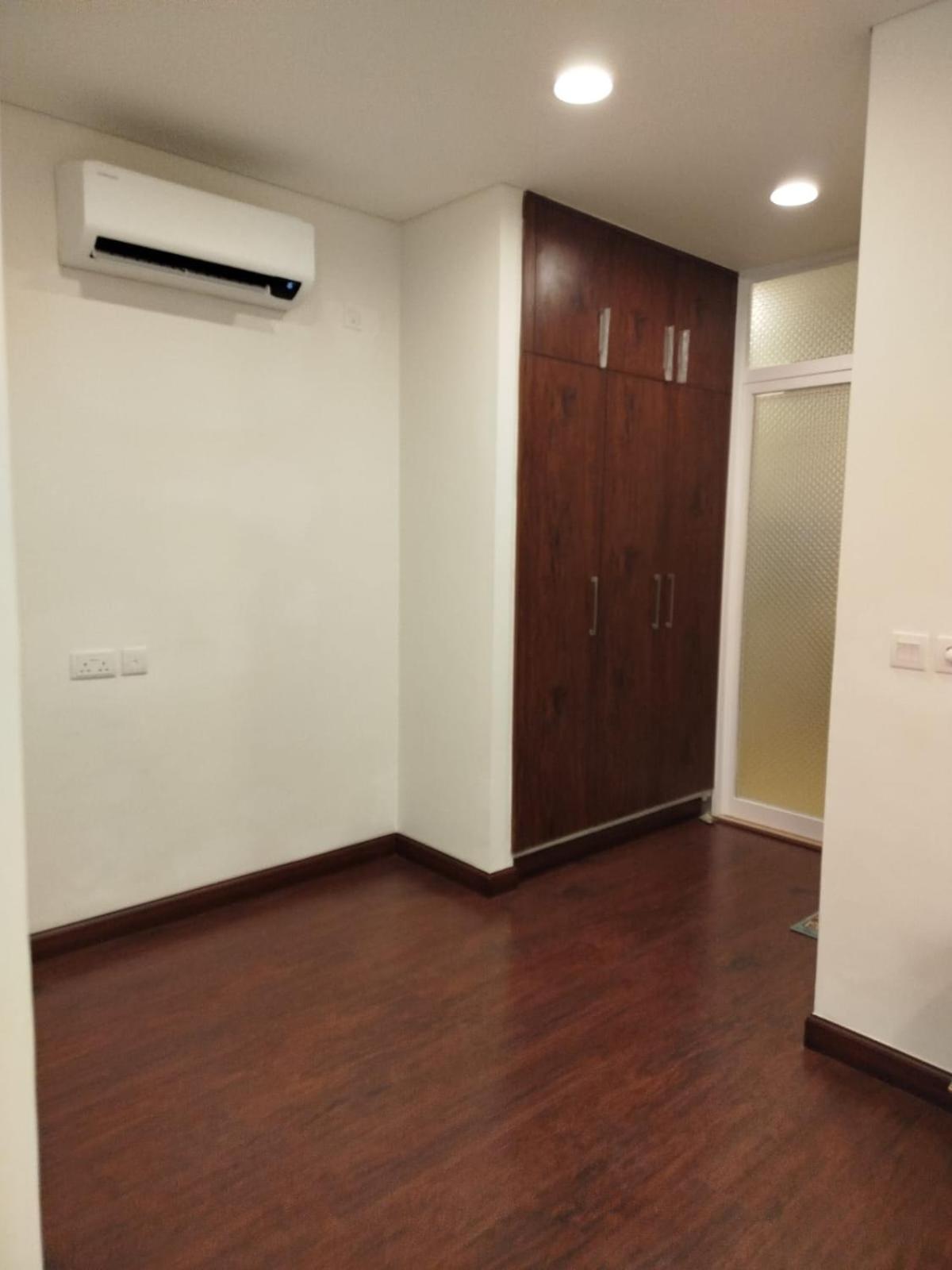 Elegant & Stylish One Bed Appartement view 4
