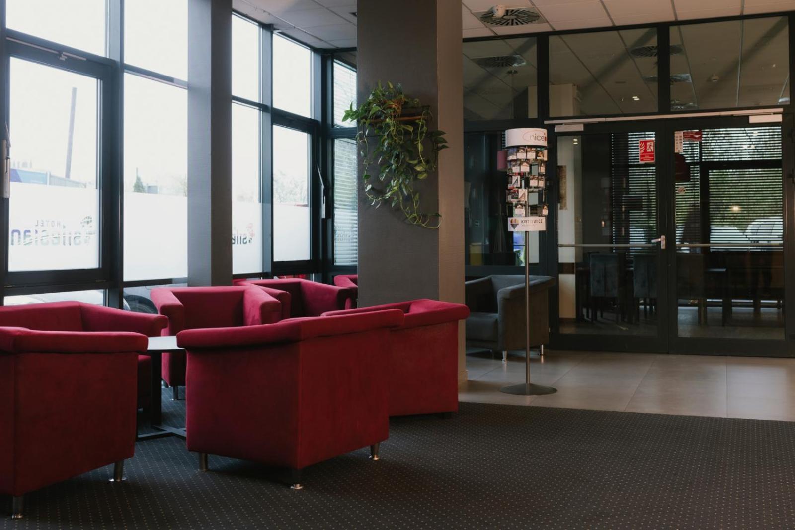 Katowice Vacations - Economy Silesian Hotel - Property Image 2