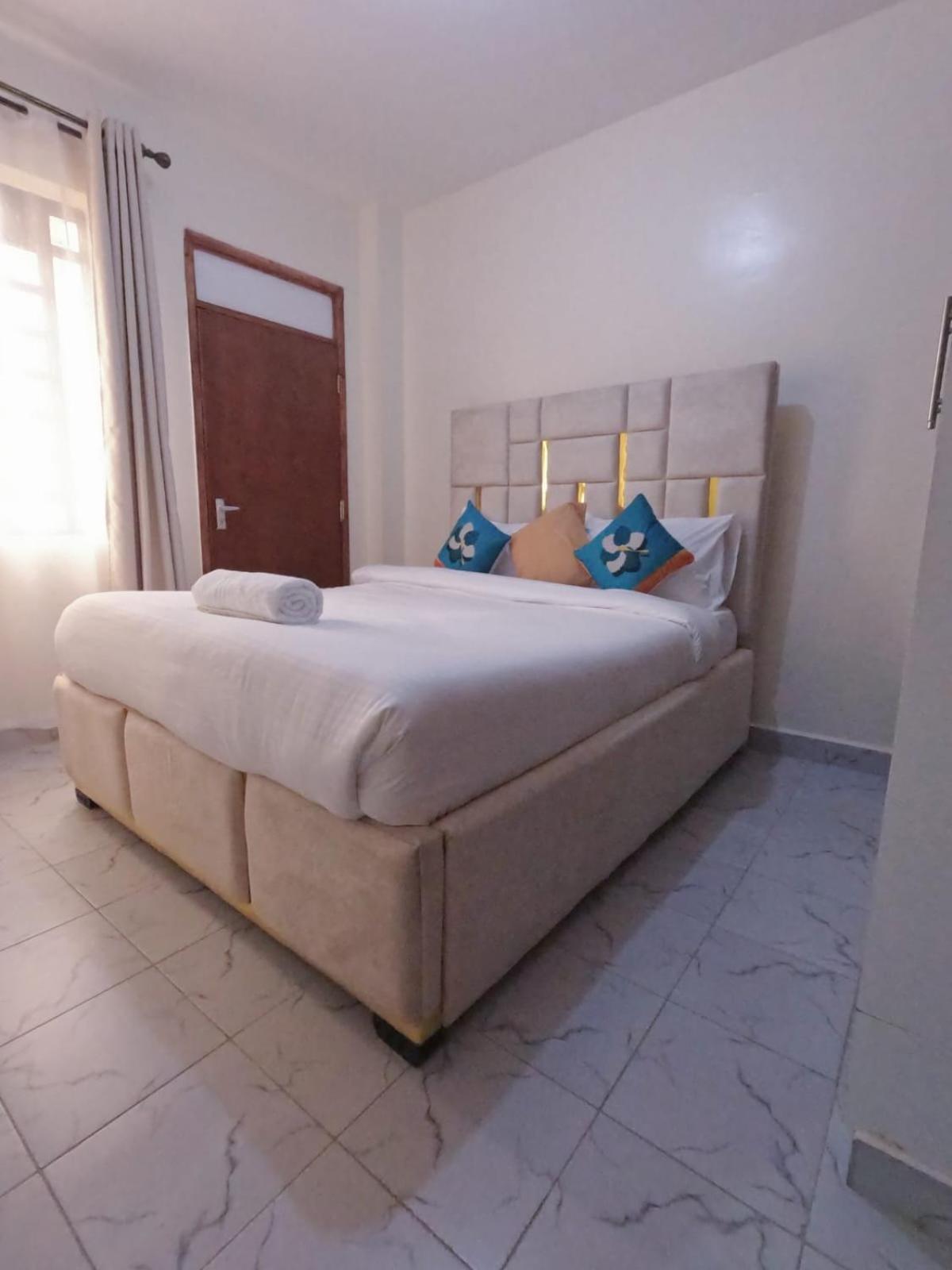 Ravic Homes Studio view 2
