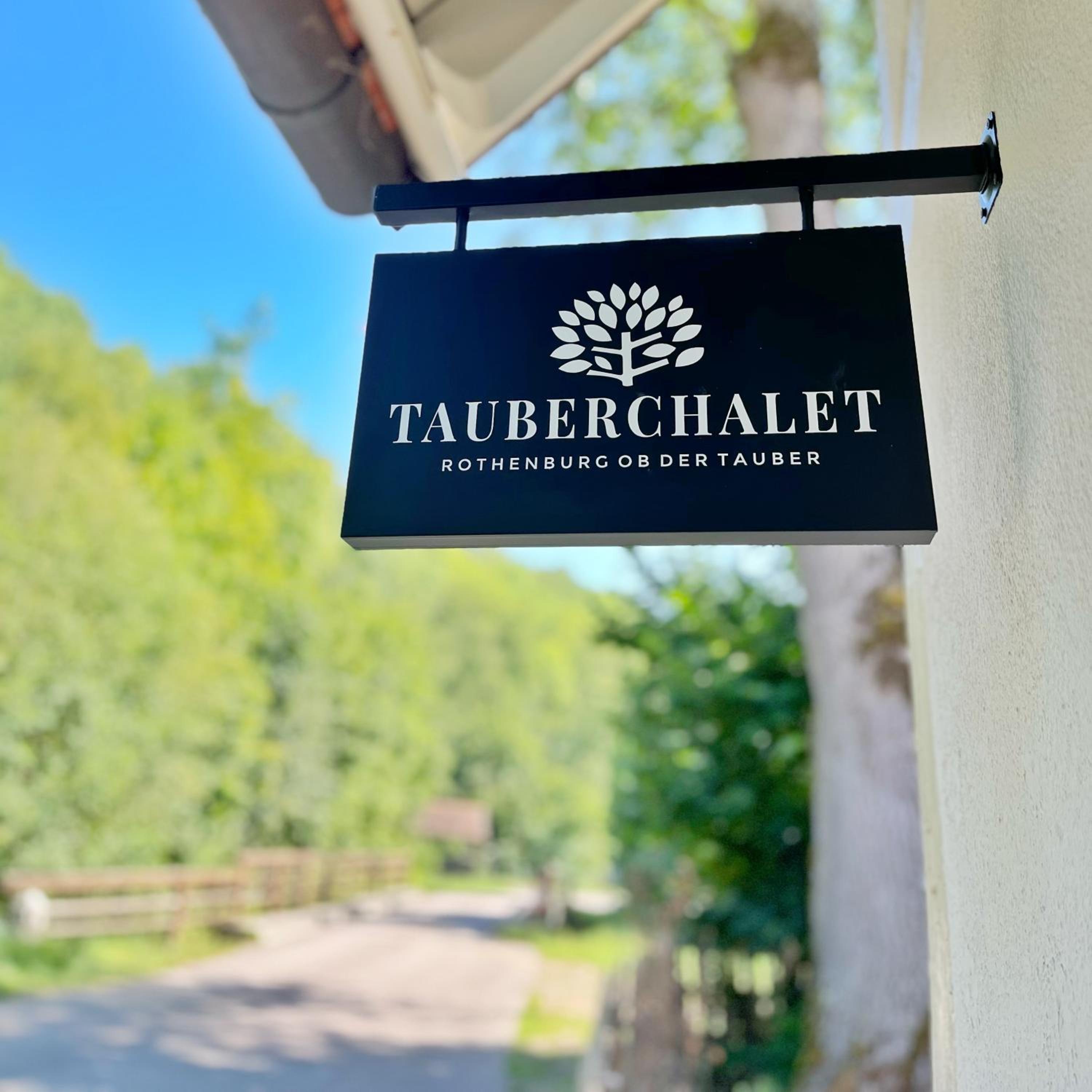 TauberChalet I Boutique-Ferienhaus mit Private Spa, Sauna & Whirlpool I Naturidyll und doch nur 10 Min zur Altstadt