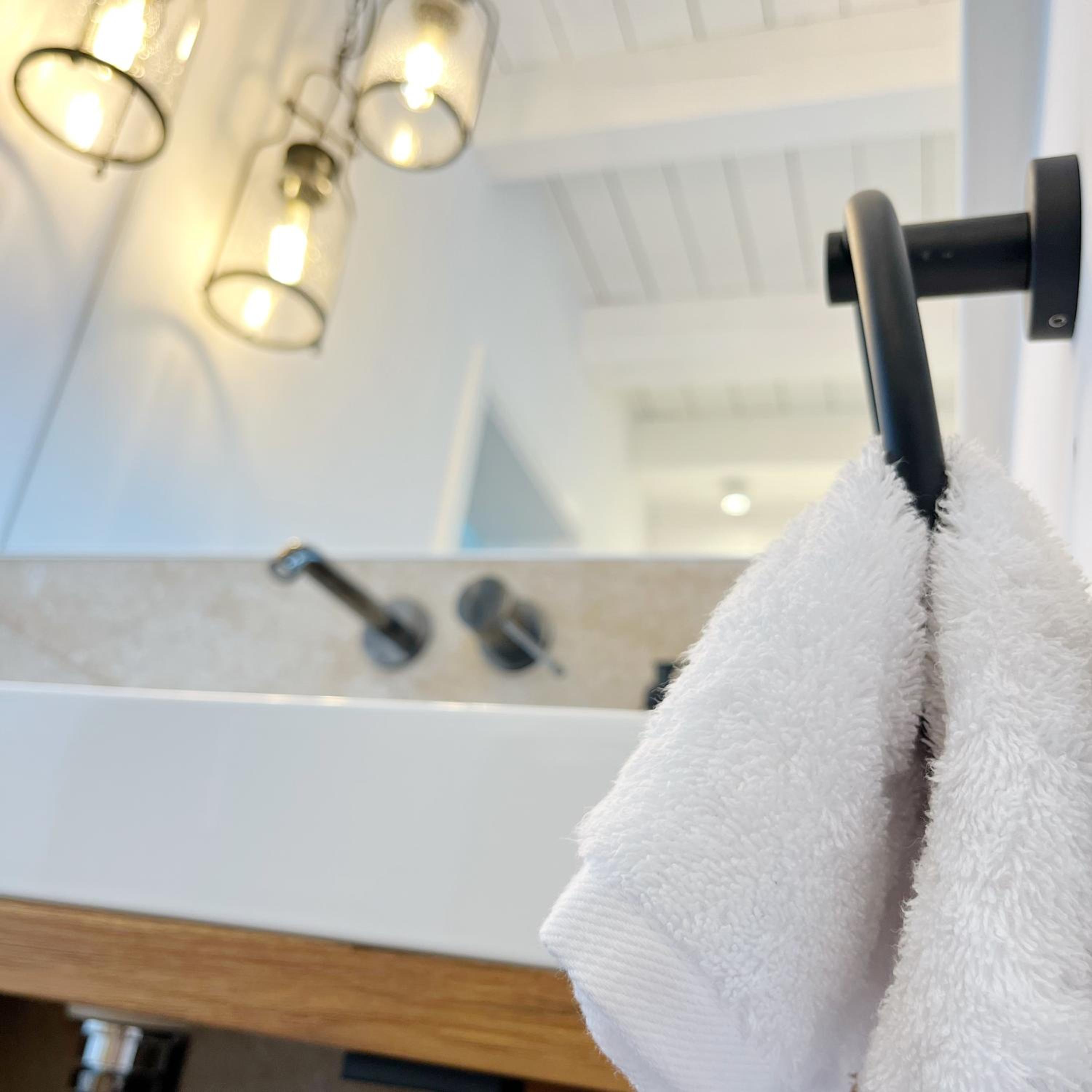 TauberChalet I Boutique-Ferienhaus mit Private Spa, Sauna & Whirlpool I Naturidyll und doch nur 10 Min zur Altstadt