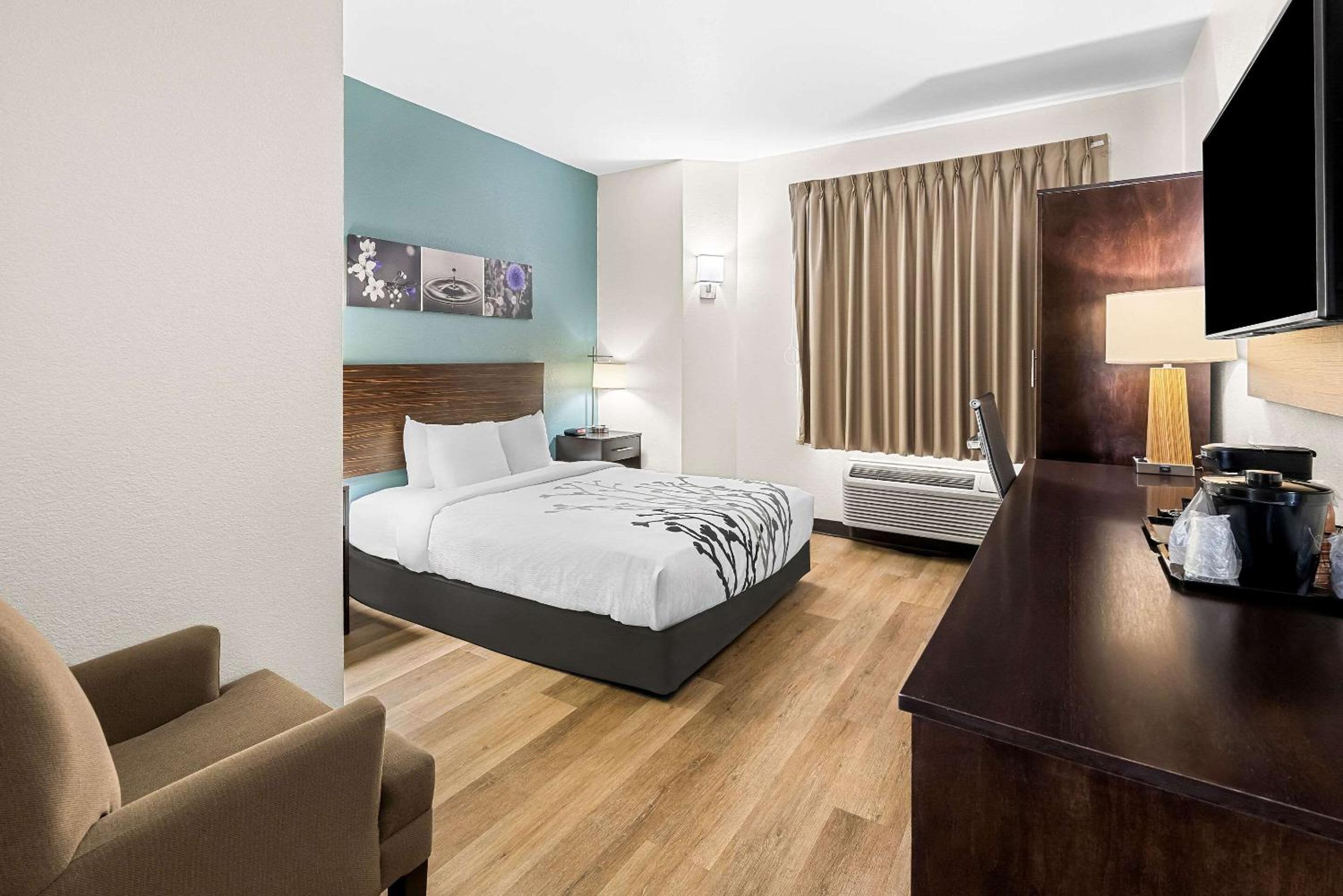 Kingsport Vacations - Sleep Inn  Suites Kingsport TriCities Airport - Property Image 32