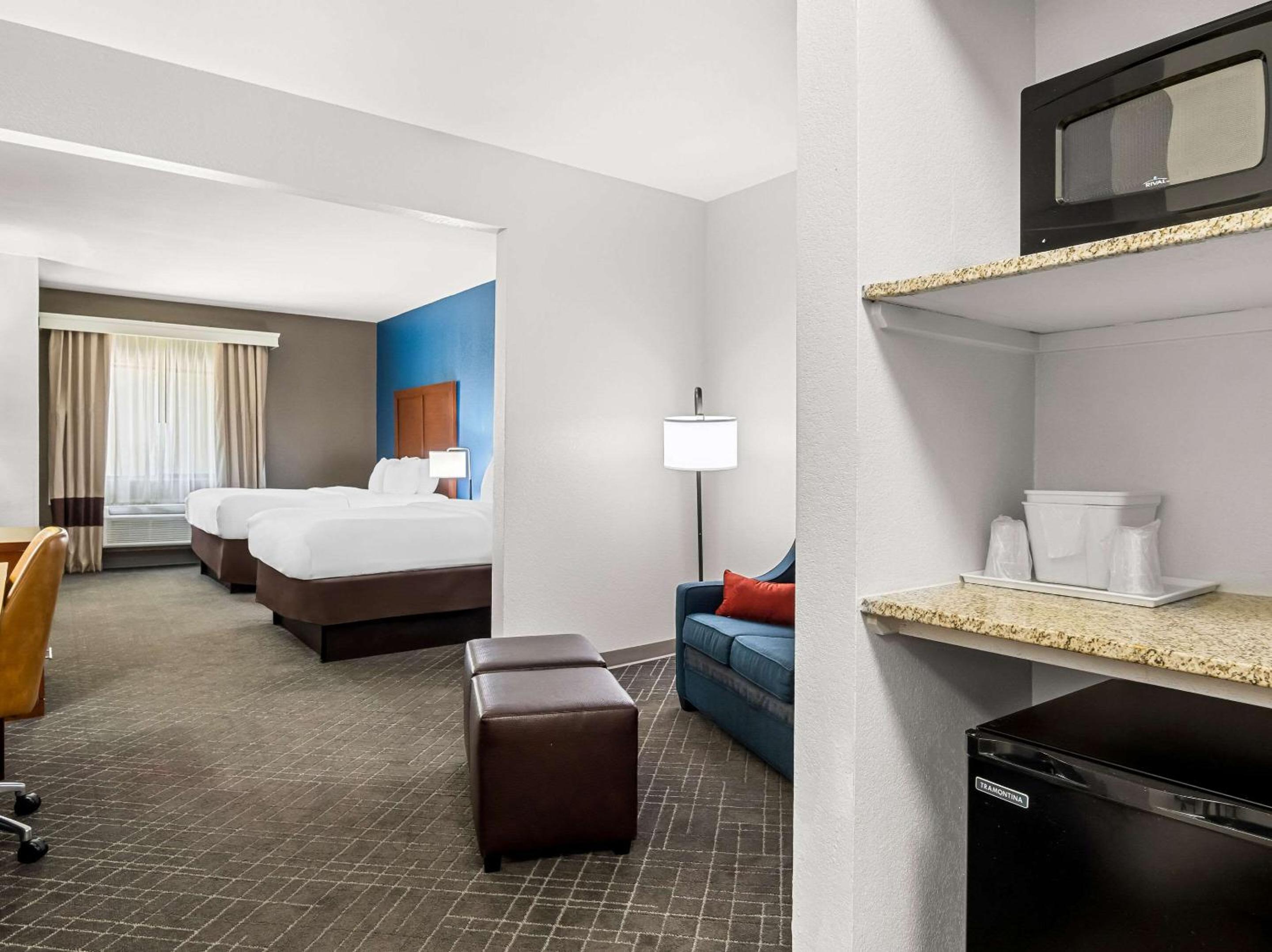 Comfort Suites Lindale - Tyler North, Foto 32