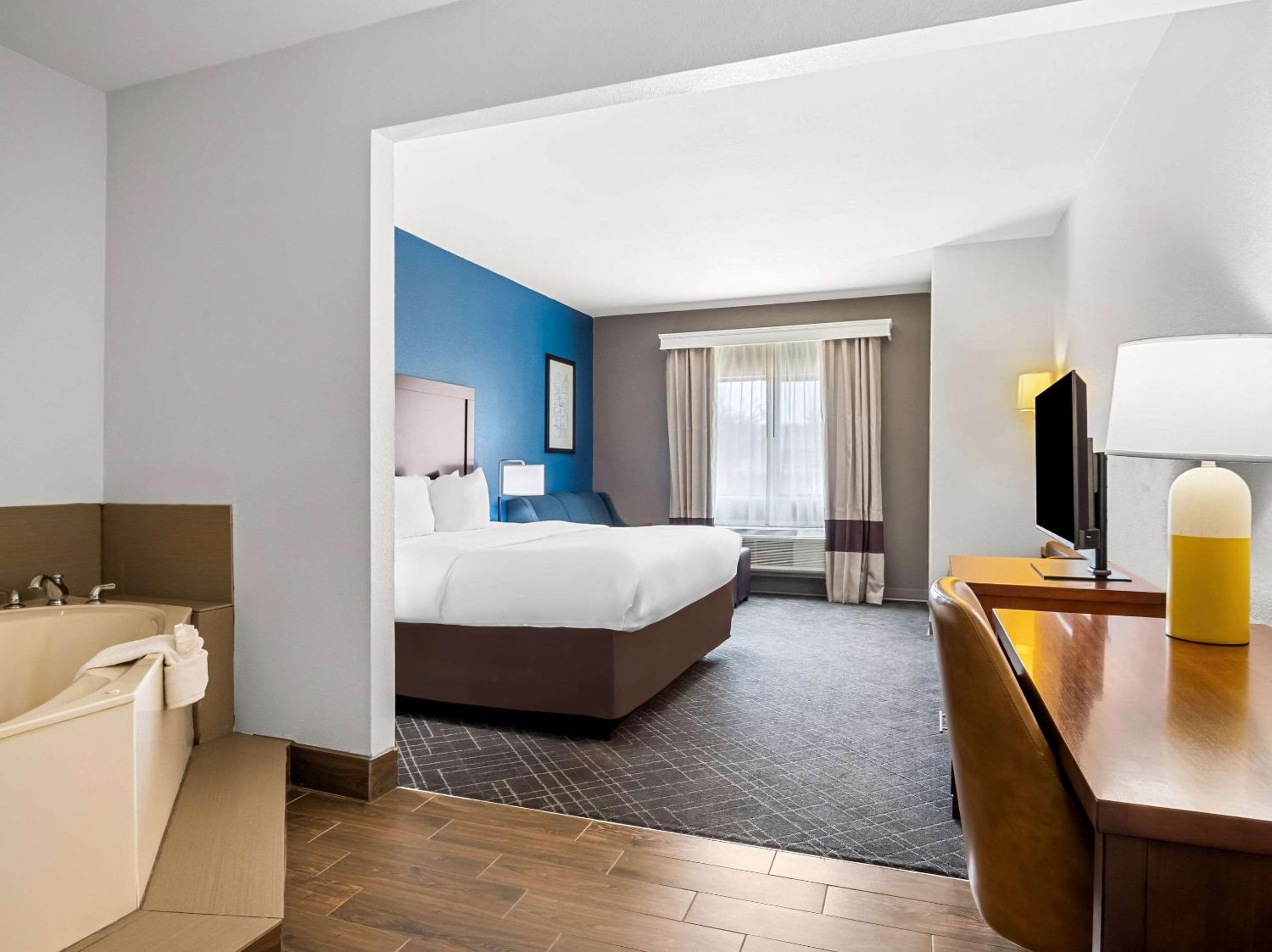 Comfort Suites Lindale - Tyler North, Foto 13