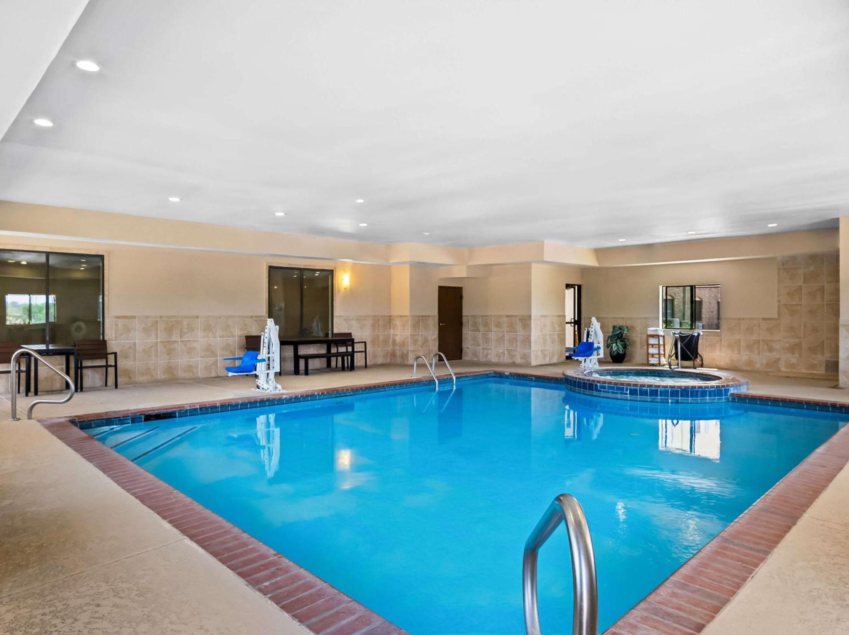 Comfort Suites Lindale - Tyler North, Foto 4