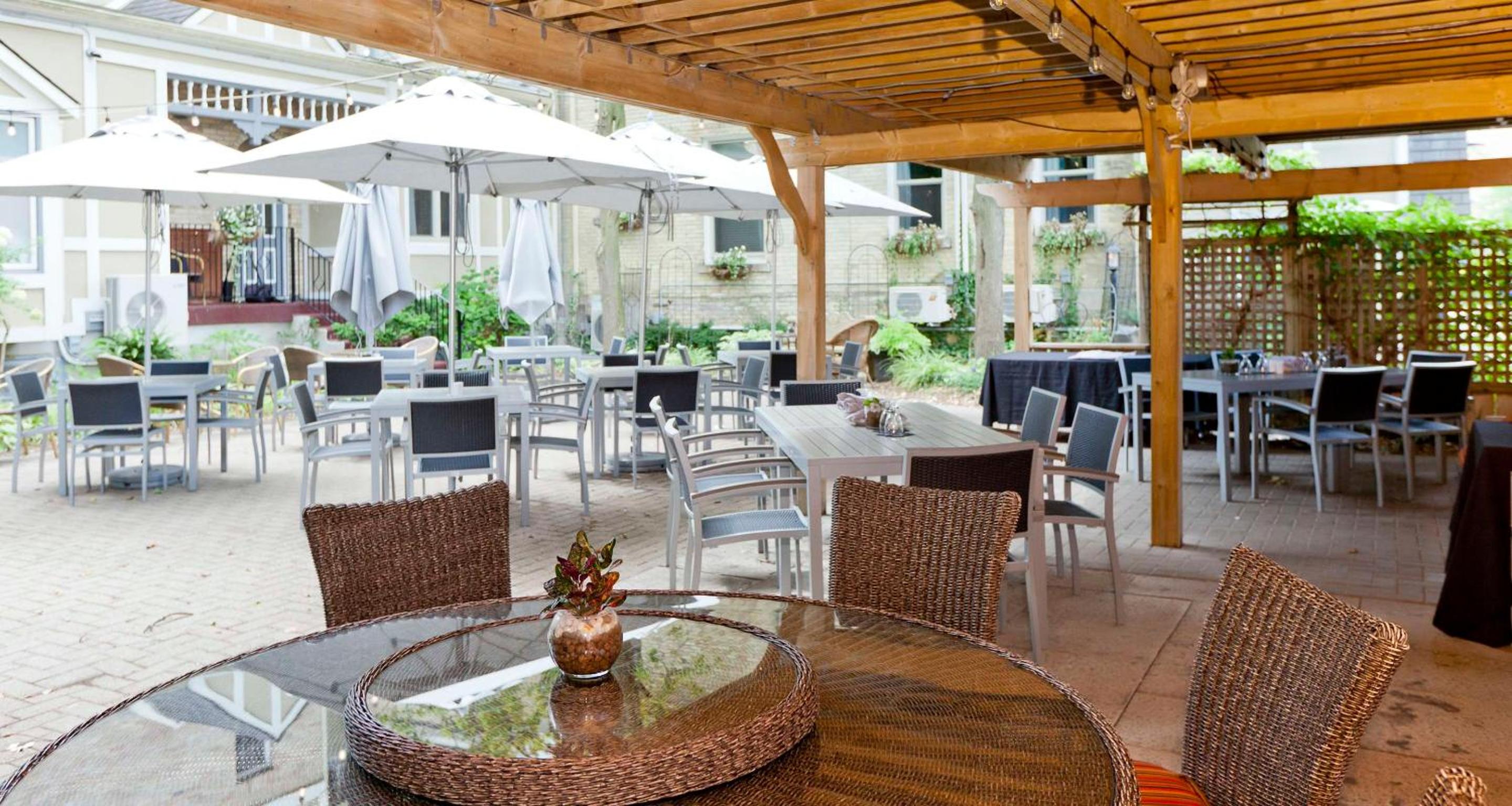 restaurant