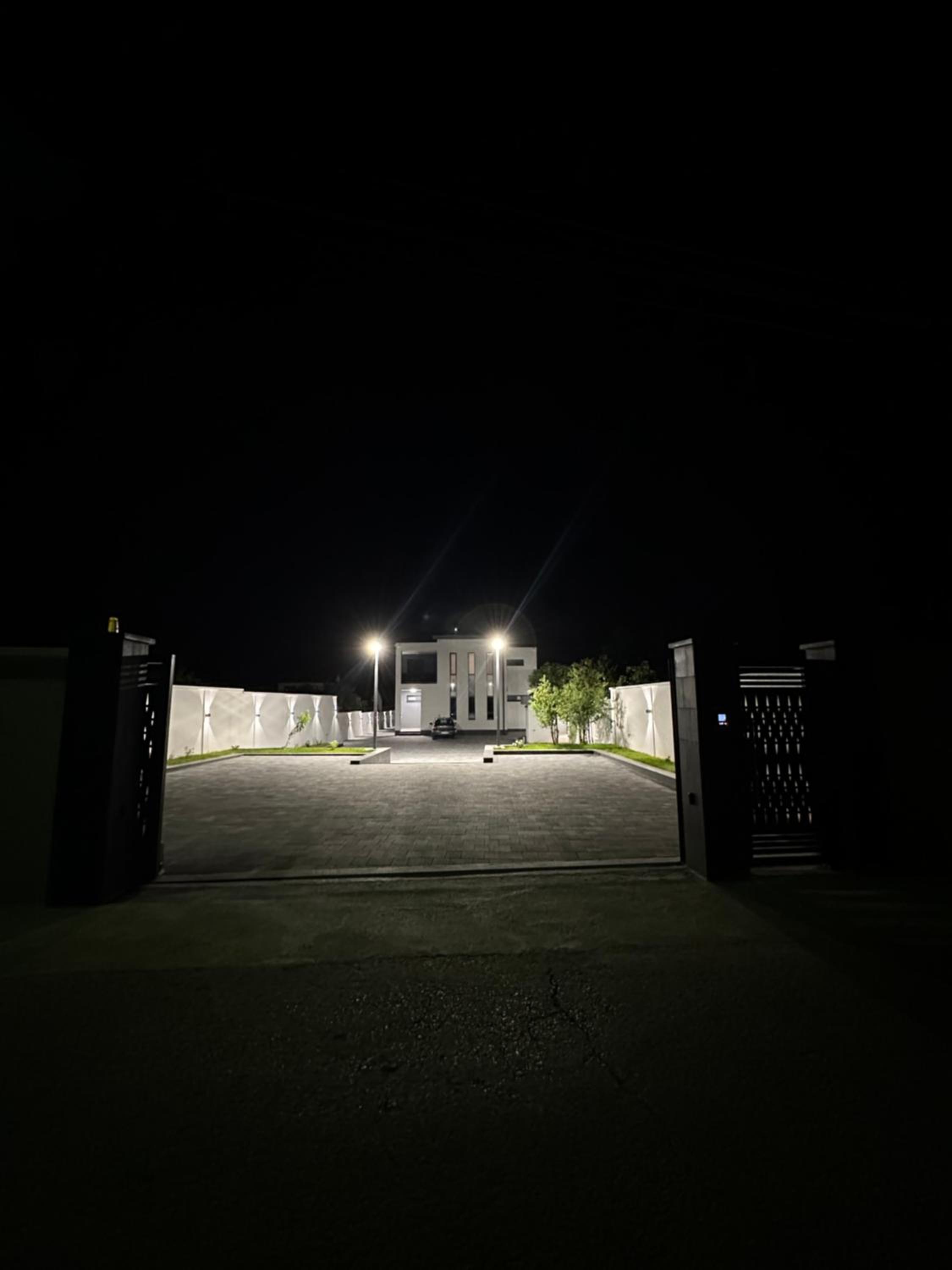 Villa H
