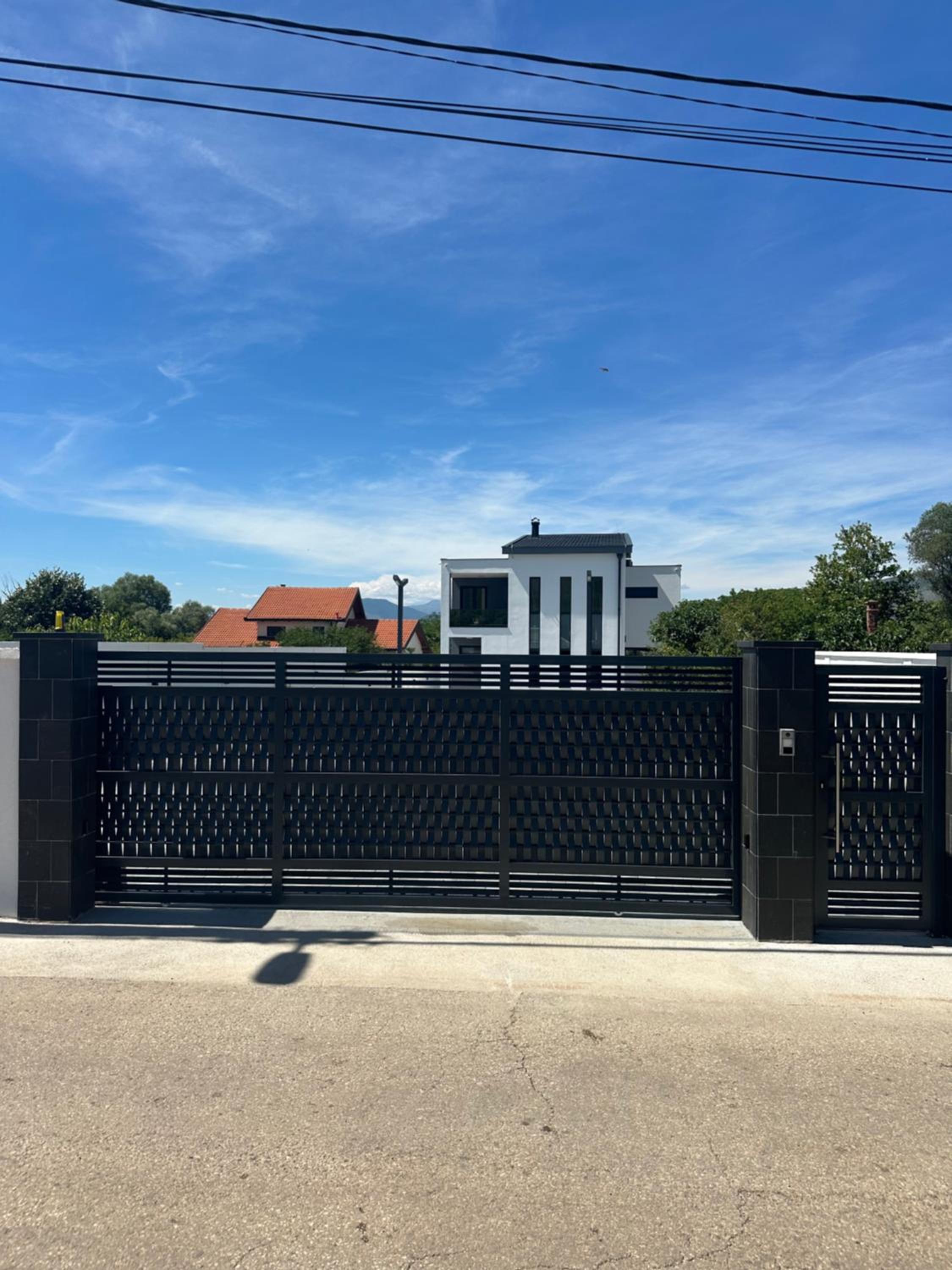 Villa H