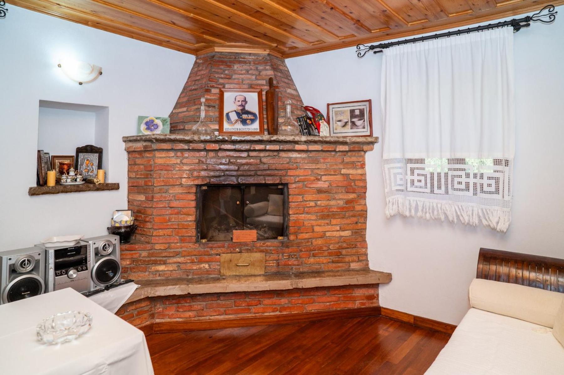Kalliopi's Apartment