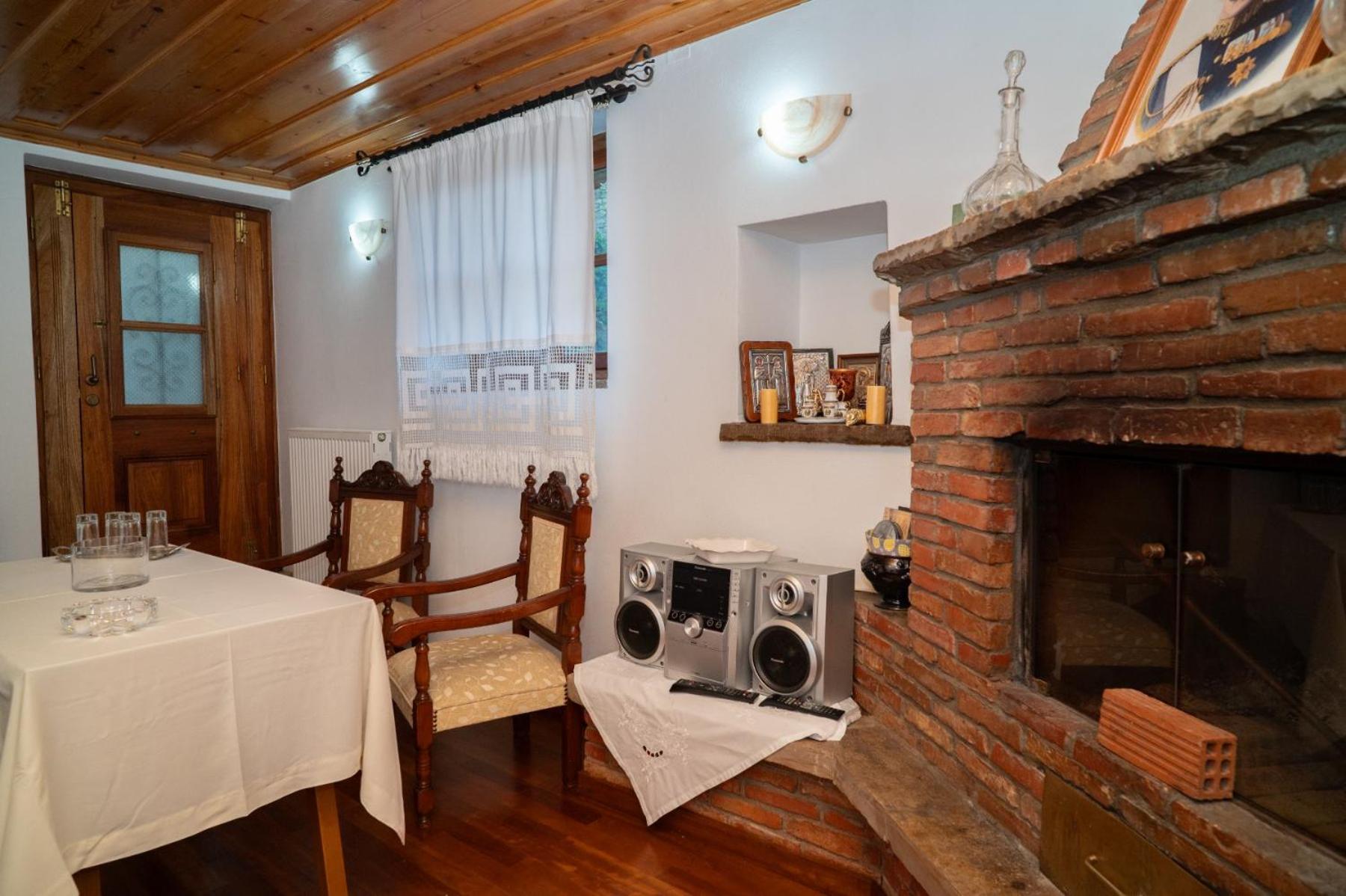 Kalliopi's Apartment