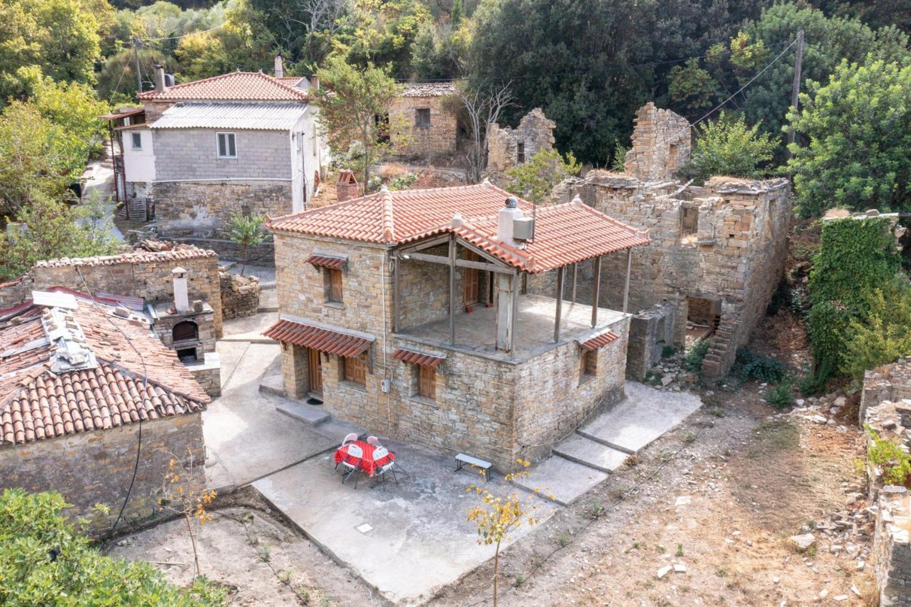 Kalliopi's Apartment