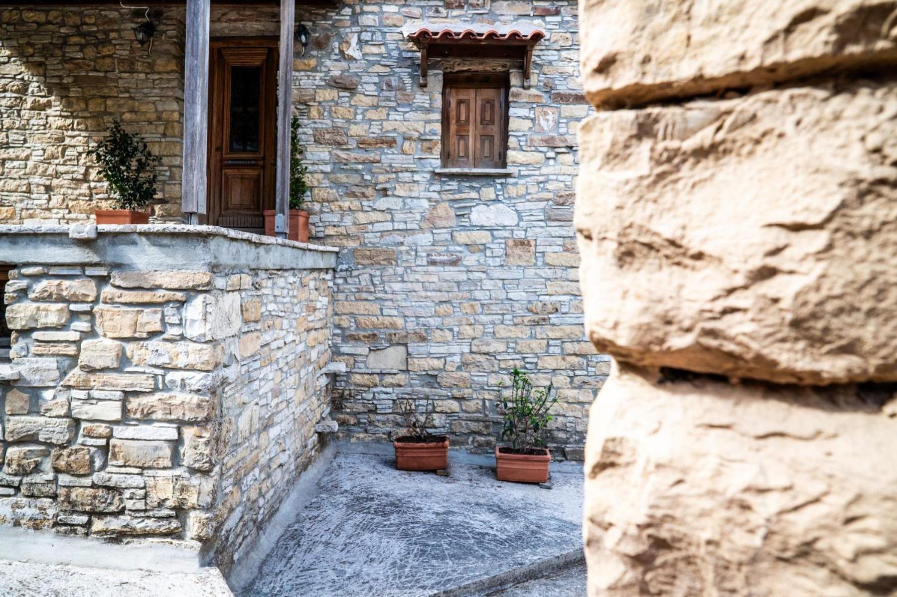 Kalliopi's Apartment